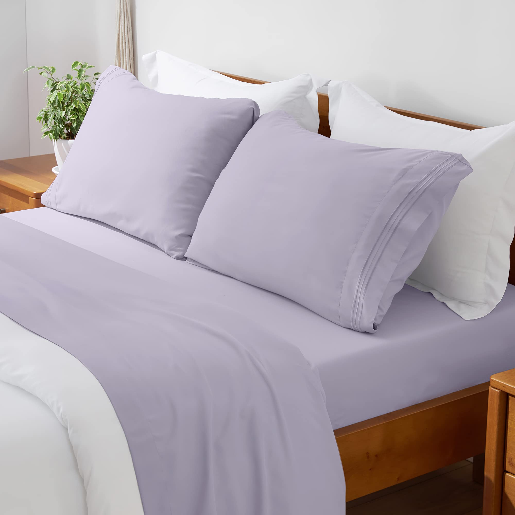 Mellanni Full Bed Sheets + Duvet Cover Set Bundle&Save - Hotel Luxury Bedding - Bundle Includes: 4pcs Bed Sheets and 5pcs Duvet Cover Set (Full, Lavender/White)