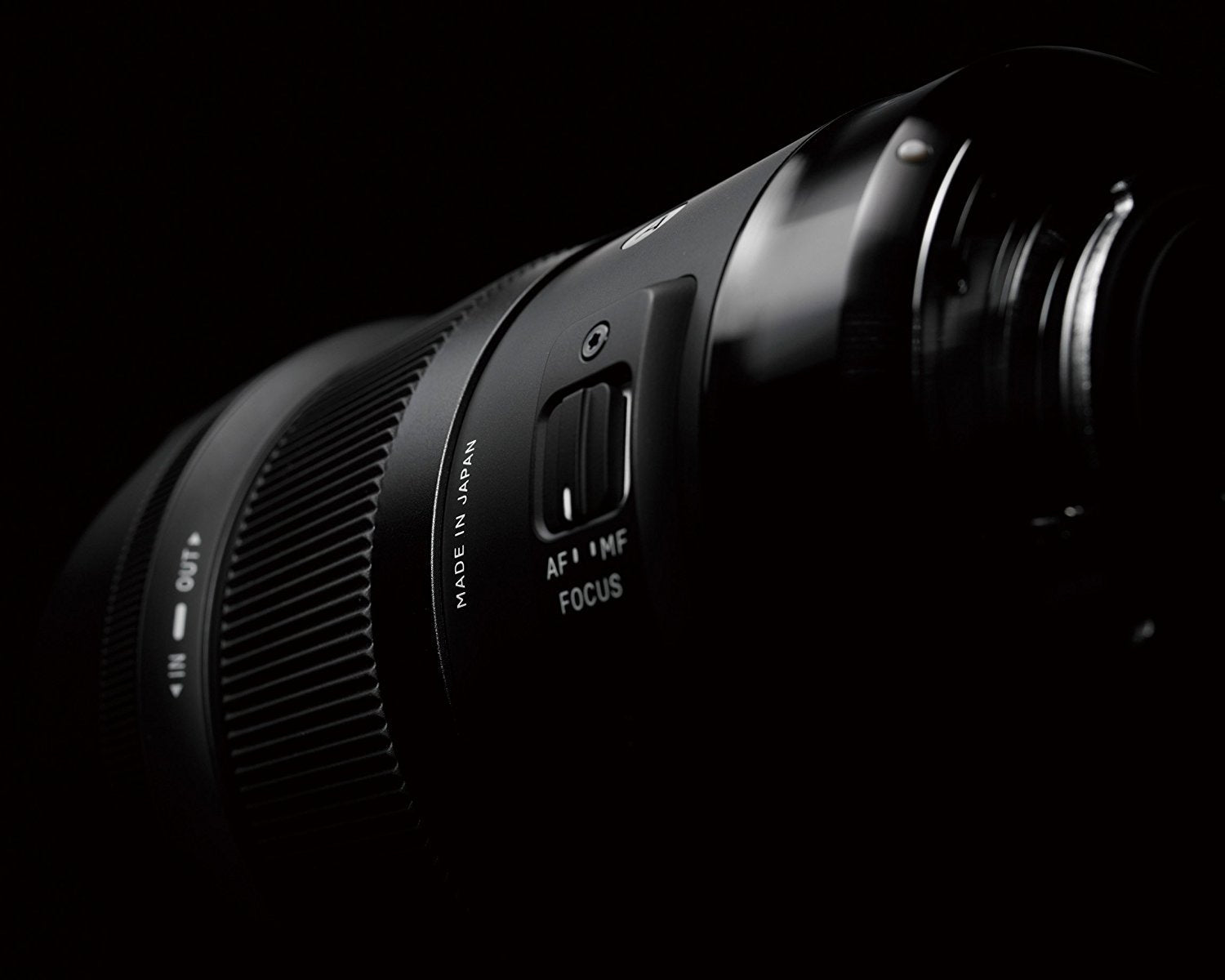 Sigma 35mm F1.4 Art DG HSM Lens for Canon, Black, 3.7 x 3.03 x 3.03 (340101)