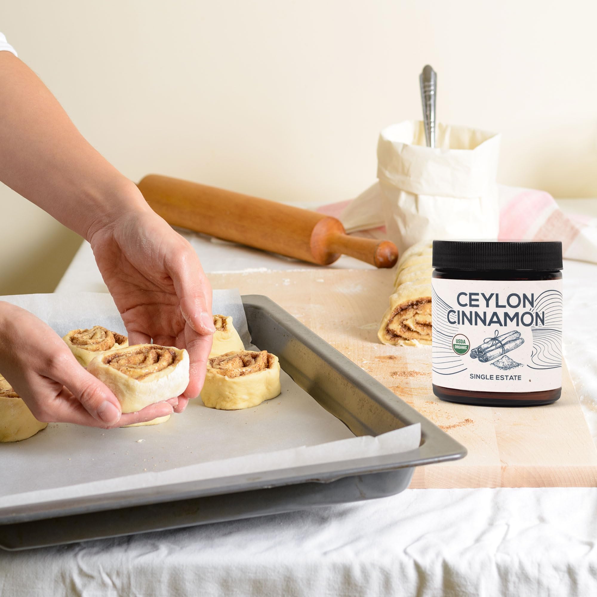 One Farm by WAAYB Organic Ceylon Cinnamon, Single Estate, Freshly Ground Premium Sri Lanka Cinnamon, Non-GMO, Fair-Trade & Gluten Free in Resealable Jar for Cooking, Smoothies, Lattes & Tea