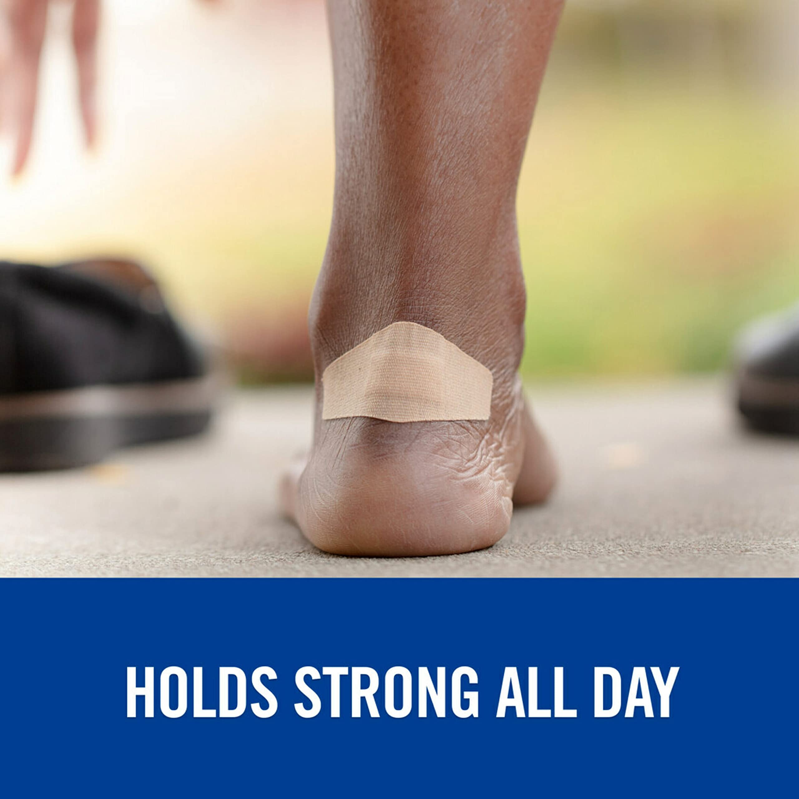 Nexcare Duo Bandages, Painless Removal, Strong Adhesive Bandages Stay on for 24 Hours, Flexible Fabric Construction - 100 Pack Assorted Adhesive Bandages