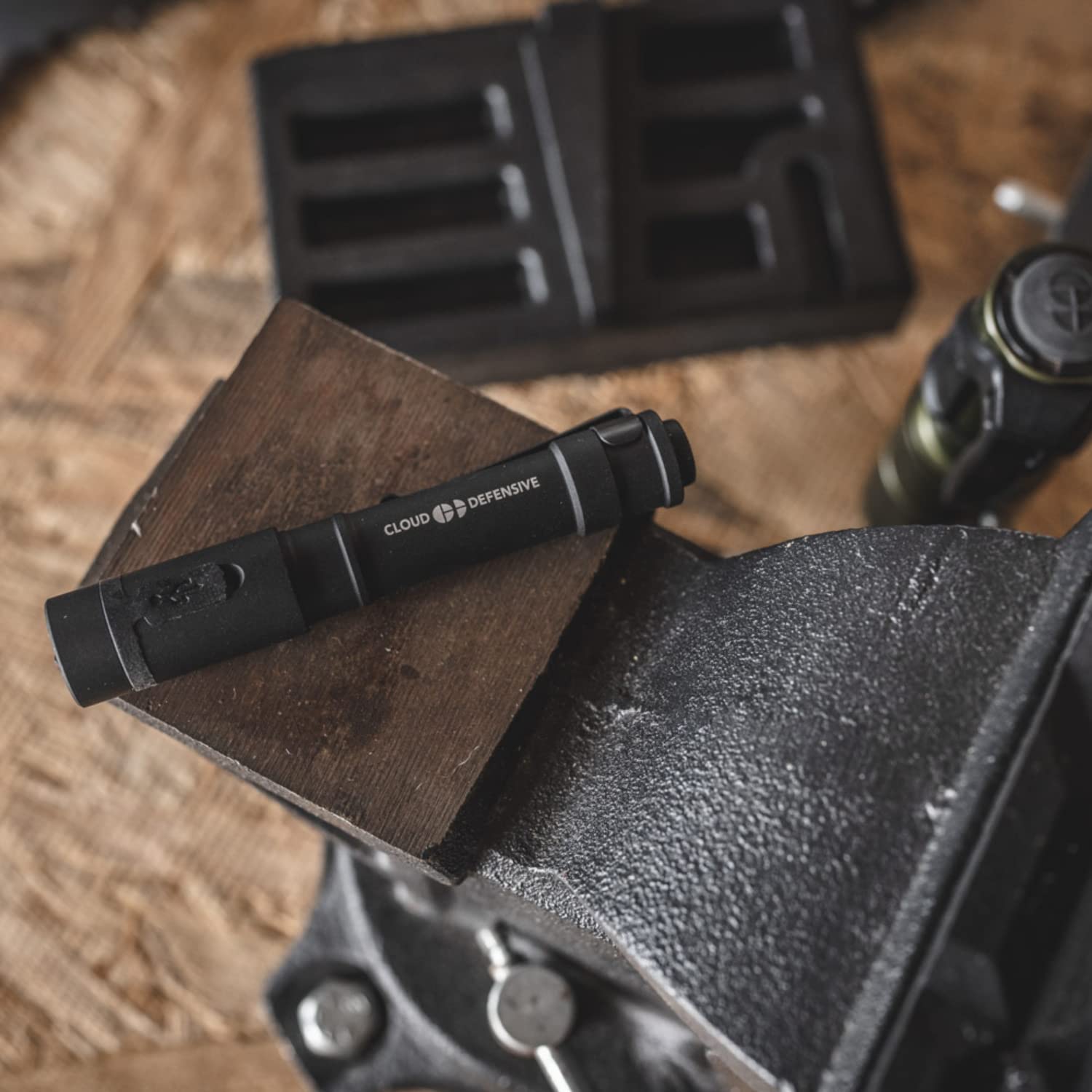 Cloud Defensive Chicro Admin Light 350 Lumen USB Rechargeable Pocket Flashlight EDC Black