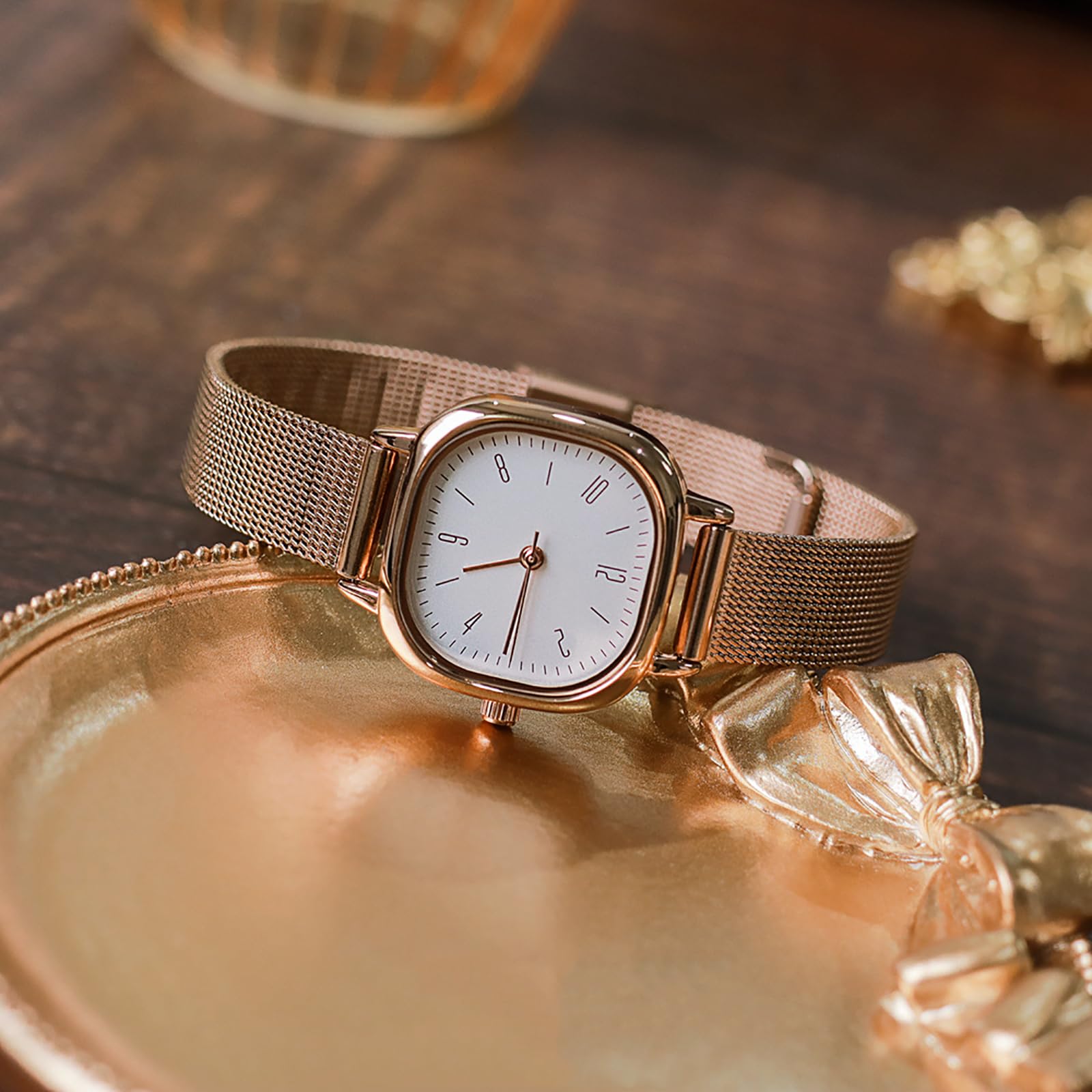 BESTKANG Women's Mesh Bracelet Watch Retro Square Stainless Steel Ladies Watch Dress Waterproof Analog Quartz Watches for Women (Gold White)