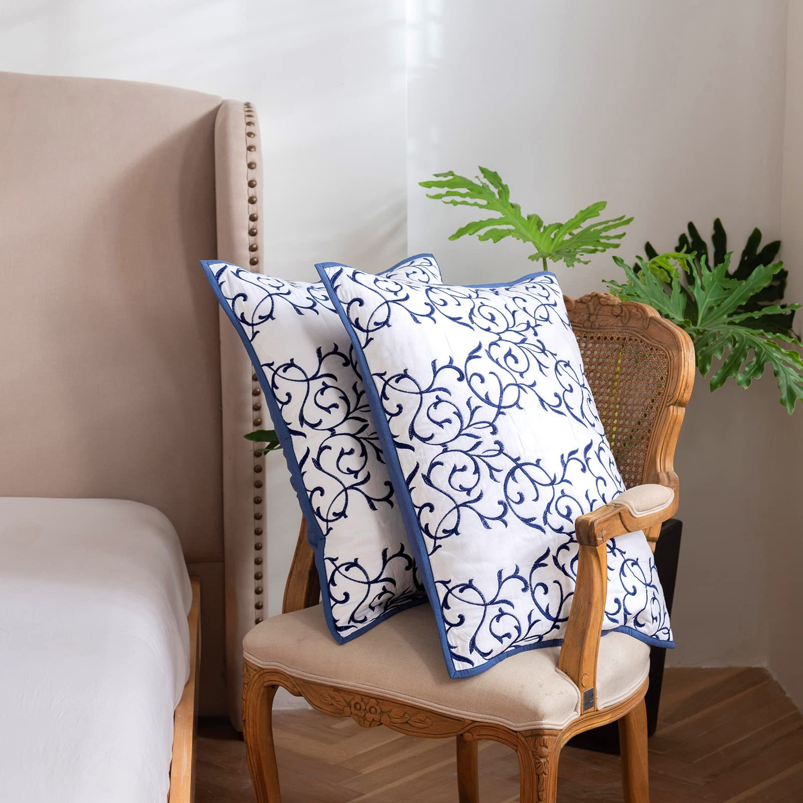 mixinni Reversible Queen Quilt 3-Piece Blue Embroidery Pattern Elegant Quilt Set with Embroidered Decorative Shams Soft Queen Bedspreads&Coverlet Set-Full/Queen