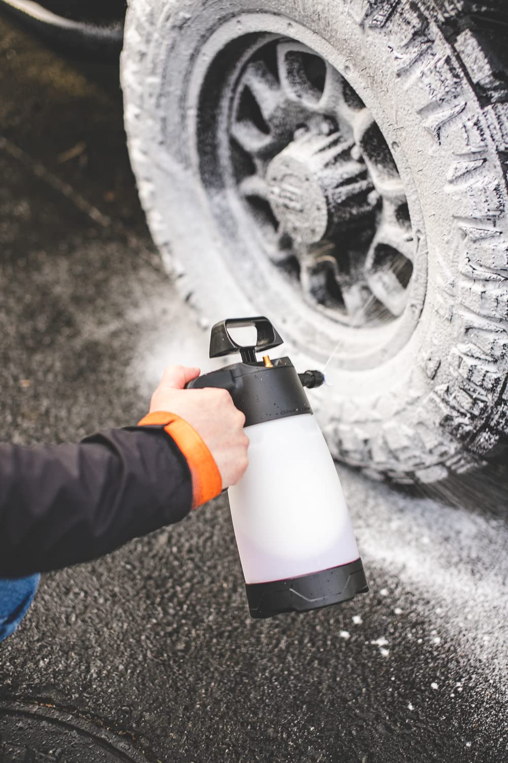 Goizper Group iK Sprayers - Foam Pro 2+ (Plus) Sprayer - Pump Spray Foamer with Schrader Valve - Professional Car Wash & Detailing, Dry/Wet Foam, Pressure Release Safety Valve, PVC Hoses (1.25 Liters)