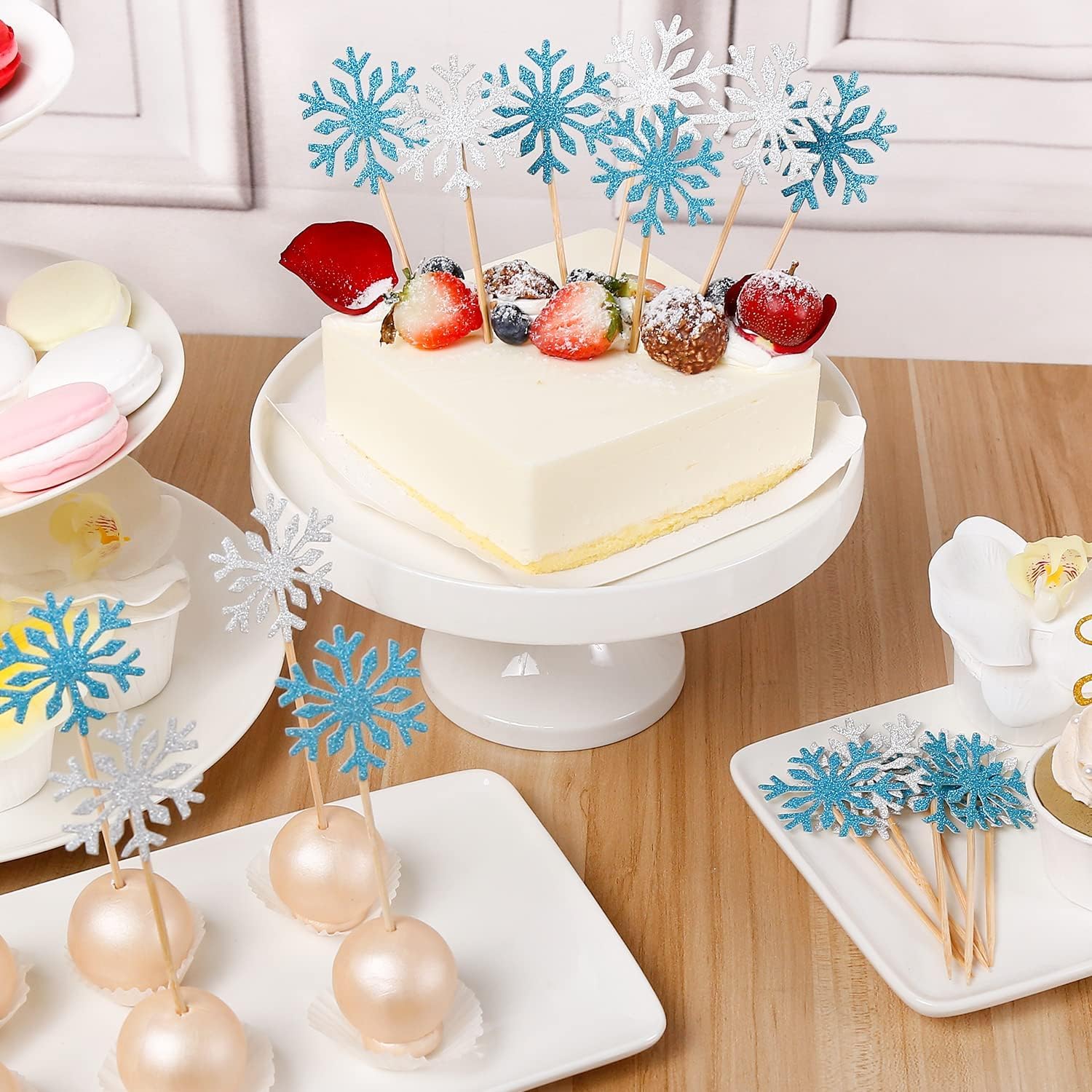 PartyWoo Frozen Cake Toppers, 20 pcs Snowflakes Cupcake Topper Set, Glitter Silver and Blue for Frozen Cake Winter Wonderland Birthday Party Decorations