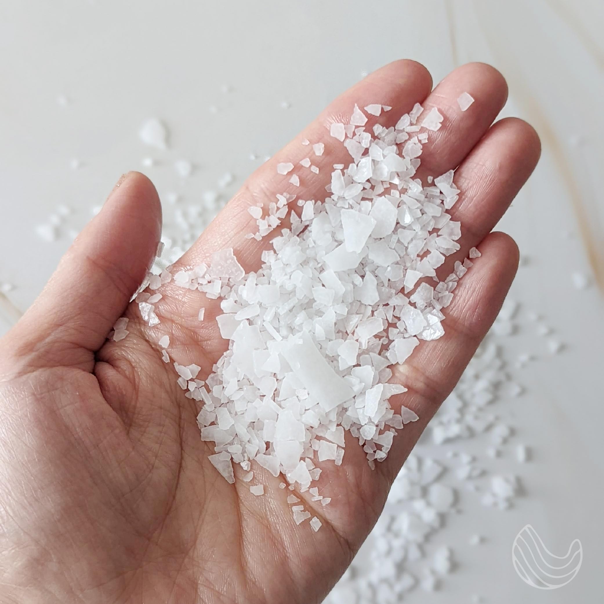 Pure Dead Sea Magnesium Flakes Clarity Soak – Relaxing & Replenishing 14oz Bath Soak – Infused with Infused with Natural Oils for Muscle Recovery (Rose)