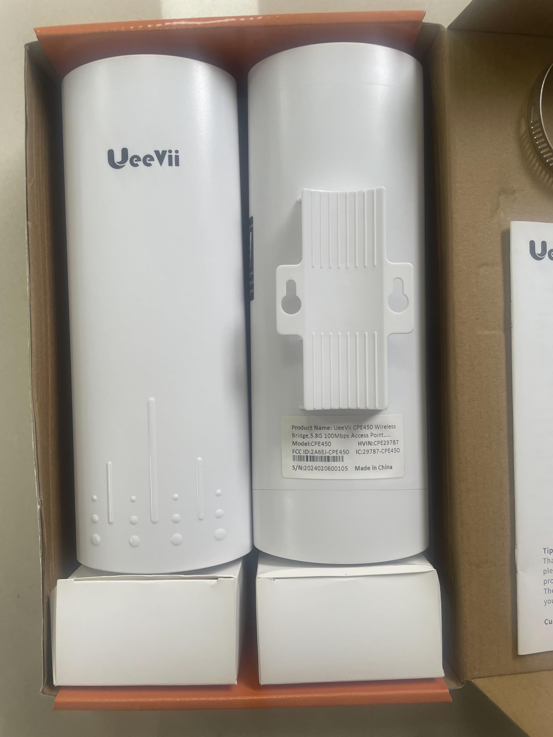 Wireless Bridge,UeeVii CPE450 5.8G Access Point to Point WiFi Bridge Outdoor to Shop Barn Garage Building,Plug and Play,3KM Long Distance,14dBi Antenna,24V PoE Injector,2 RJ45 LAN Port,2PCS