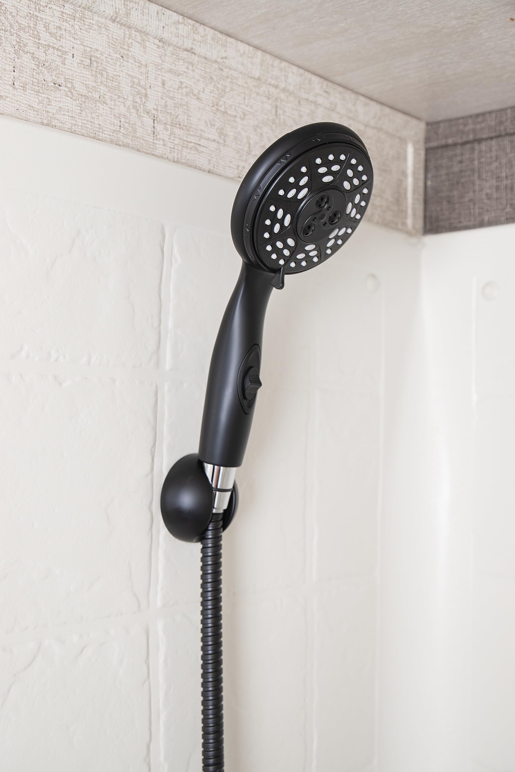 Camco Complete RV/Marine Shower Head Kit | Features Convenient On/Off Switch for Water Efficient Showers | 5 Spray Patterns | Black (43744)