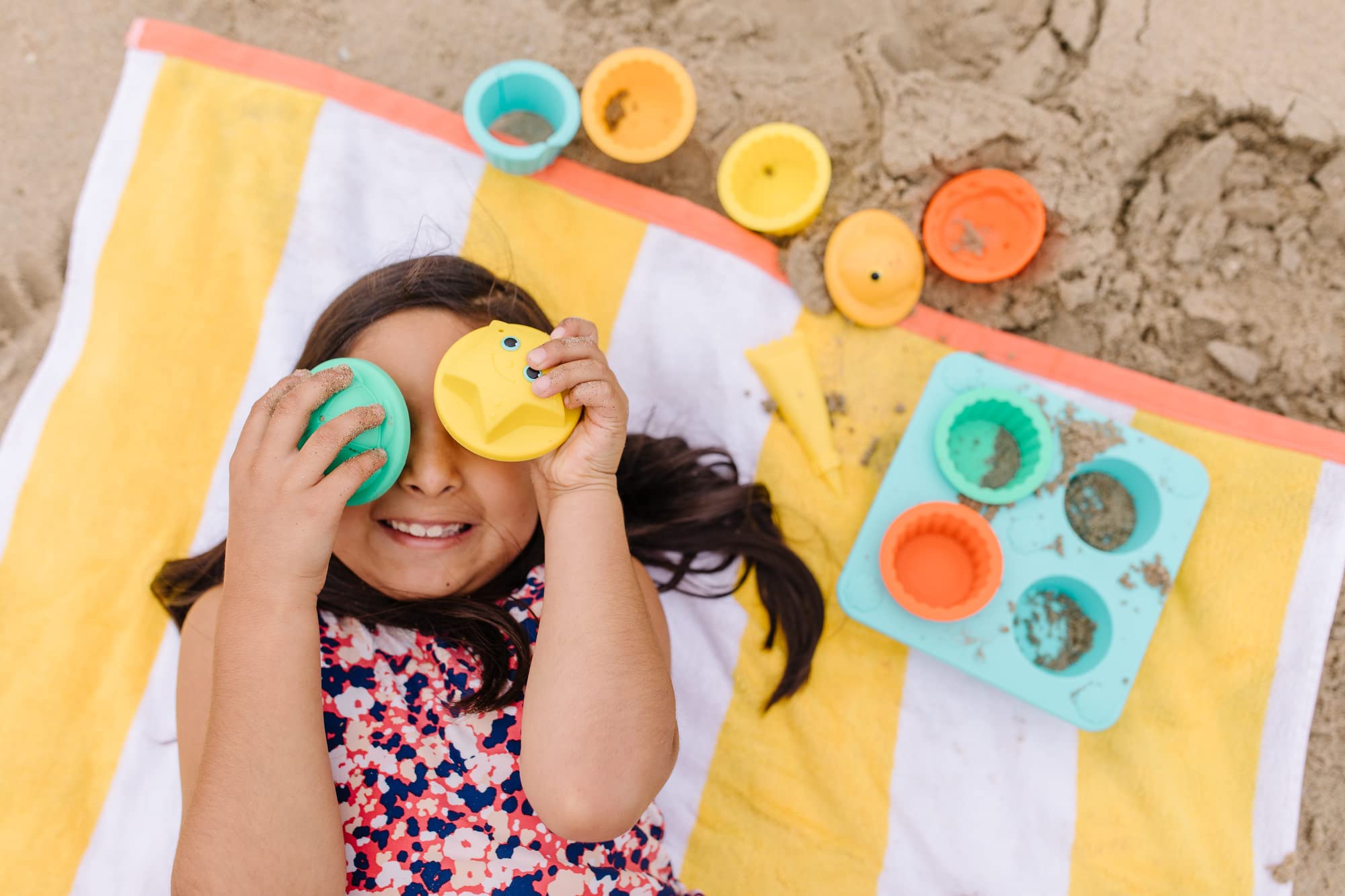 Melissa & Doug Sunny Patch Seaside Sidekicks Sand Cupcake Play Set - Toddler Beach Toys, Outdoor Toys For Sandbox, Sand Toys For Toddlers And Kids Ages 3+