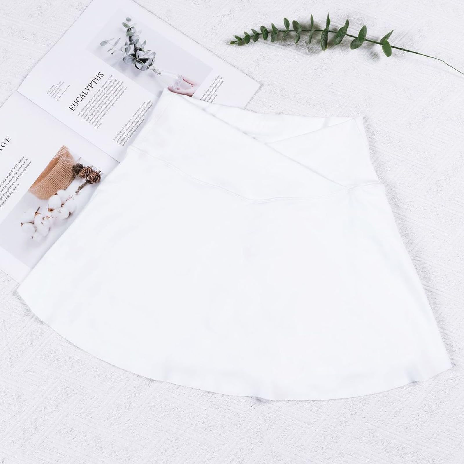 Womens Tennis Skirts with Shorts Cross Elastic High Waisted Tummy Control Golf Skort Gym Workout Skirts with Pockets Womens Golf Skirt Falda Short para Mujer Golf Apparel Tennis Skorts White