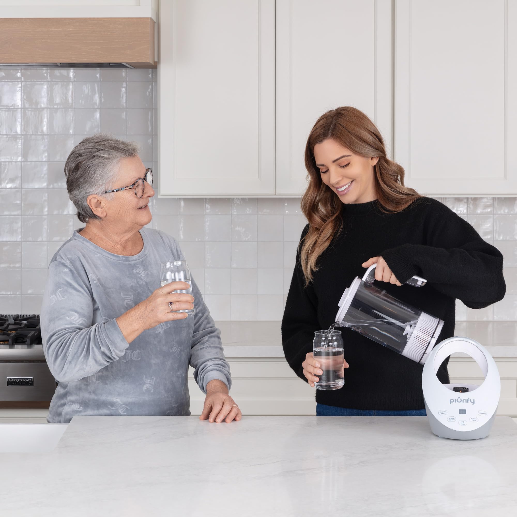 PIURIFY Hydrogen Water Pitcher - Rich Hydrogen Water Generator Electrolysis Jug BPA Free with SPE/PEM Technology. Hydrogen Water Machine, Balanced PH Levels and Filtered with Calcium Sulfite.