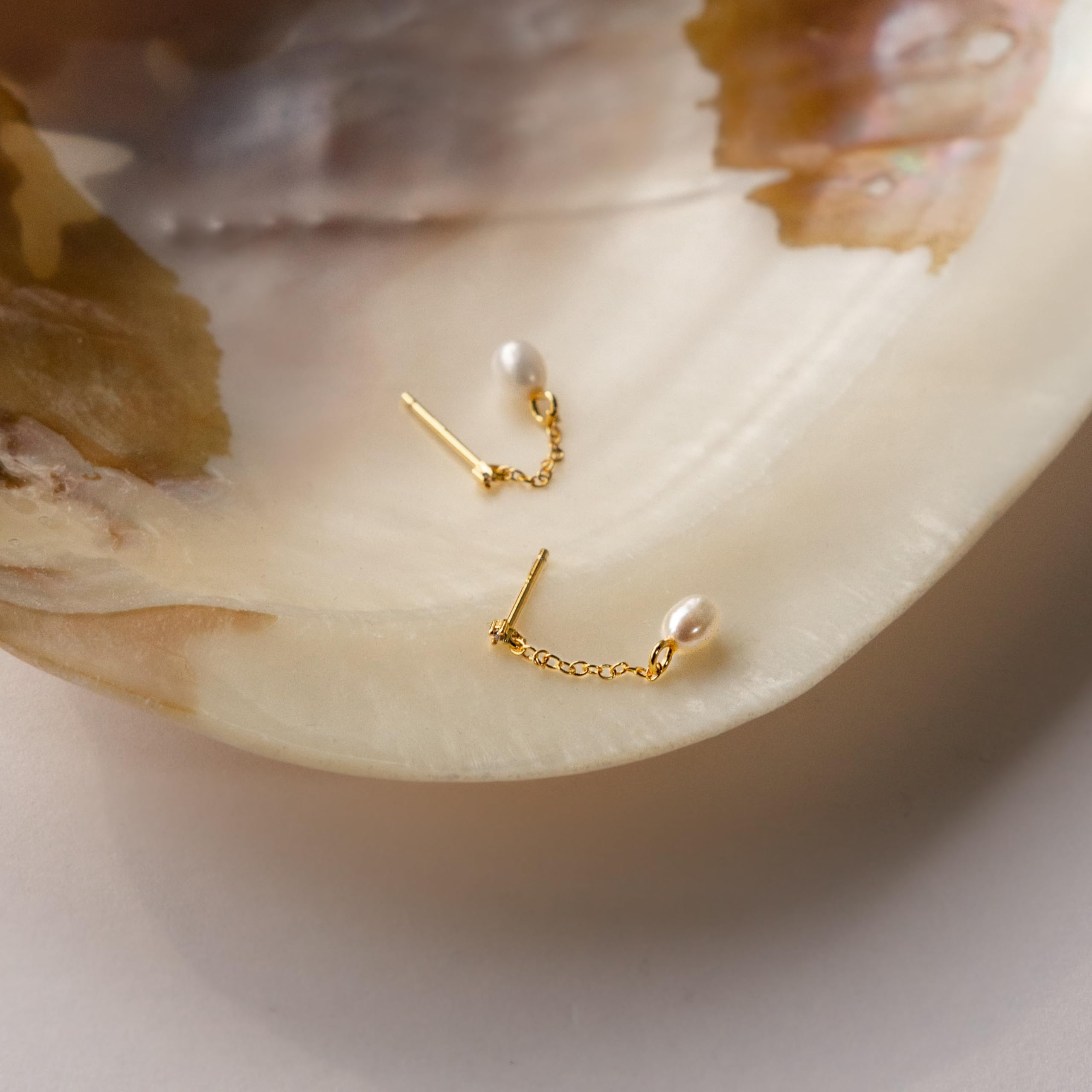 KICKGY Pearl Earrings for Women, Dainty Gold Earrings 14k Gold Plated Pearl Stud Earrings Cute Pearl Drop Earrings Simple Gold Pearl Dangle Earrings for Women Trendy Wedding Earrings