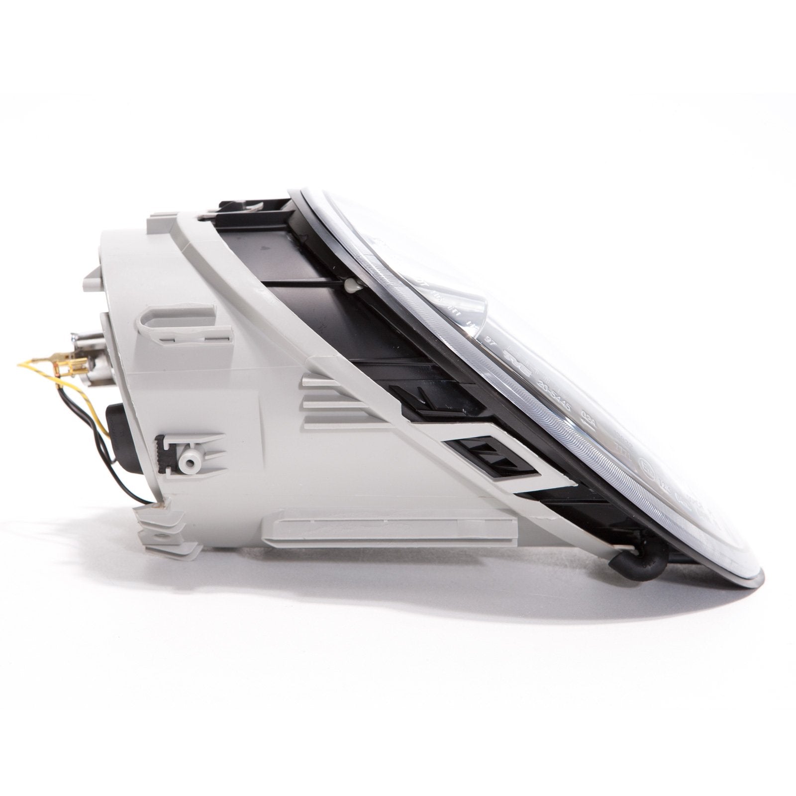 HEADLIGHTSDEPOT Chrome Housing Halogen Headlights Compatible with Volkswagen Beetle 1998-2005 Includes Left Driver and Right Passenger Side Headlamps