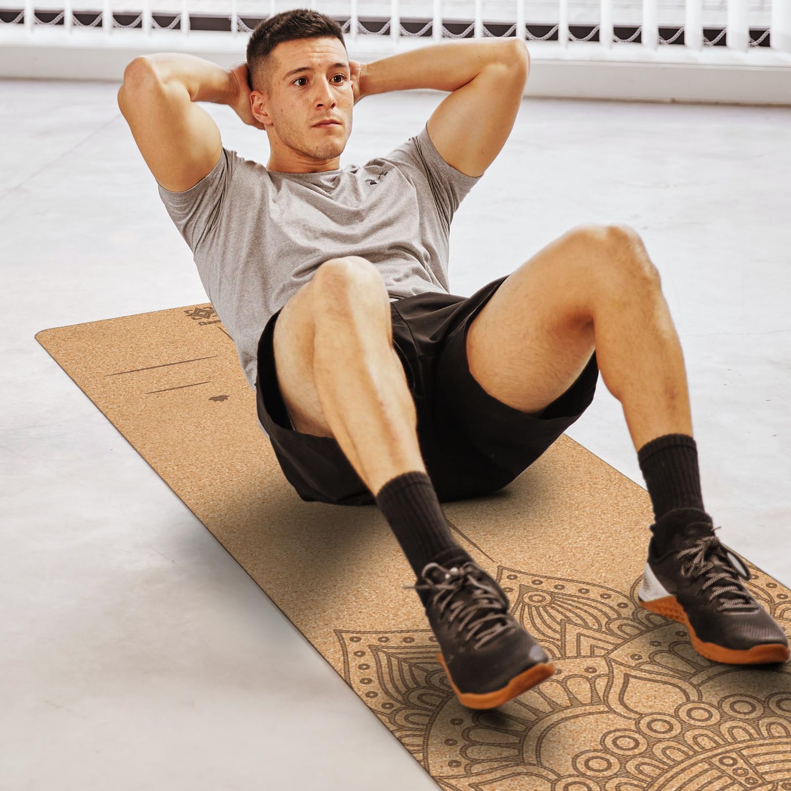 Cork Yoga Mat - 5mm Thick,Natural Organic Cork Sports Mat Environmental Protection TPE Anti Slip and Sweat-absorbing, Suitable for Yoga Pilates Meditation Outdoor Fitness(72-Inch x 24-Inch)