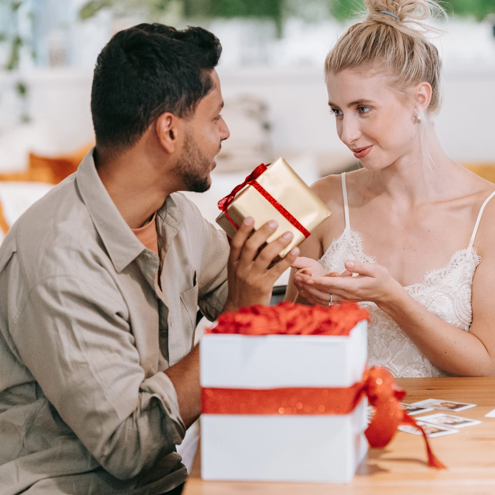 PartyWoo Red Ribbon, 500 Yard, Red Curling String Balloon Thin Gift Ribbon for Gift Wrapping Balloons Presents Floral Graduation Christmas Birthday Wedding Party Decorations (1 Roll)