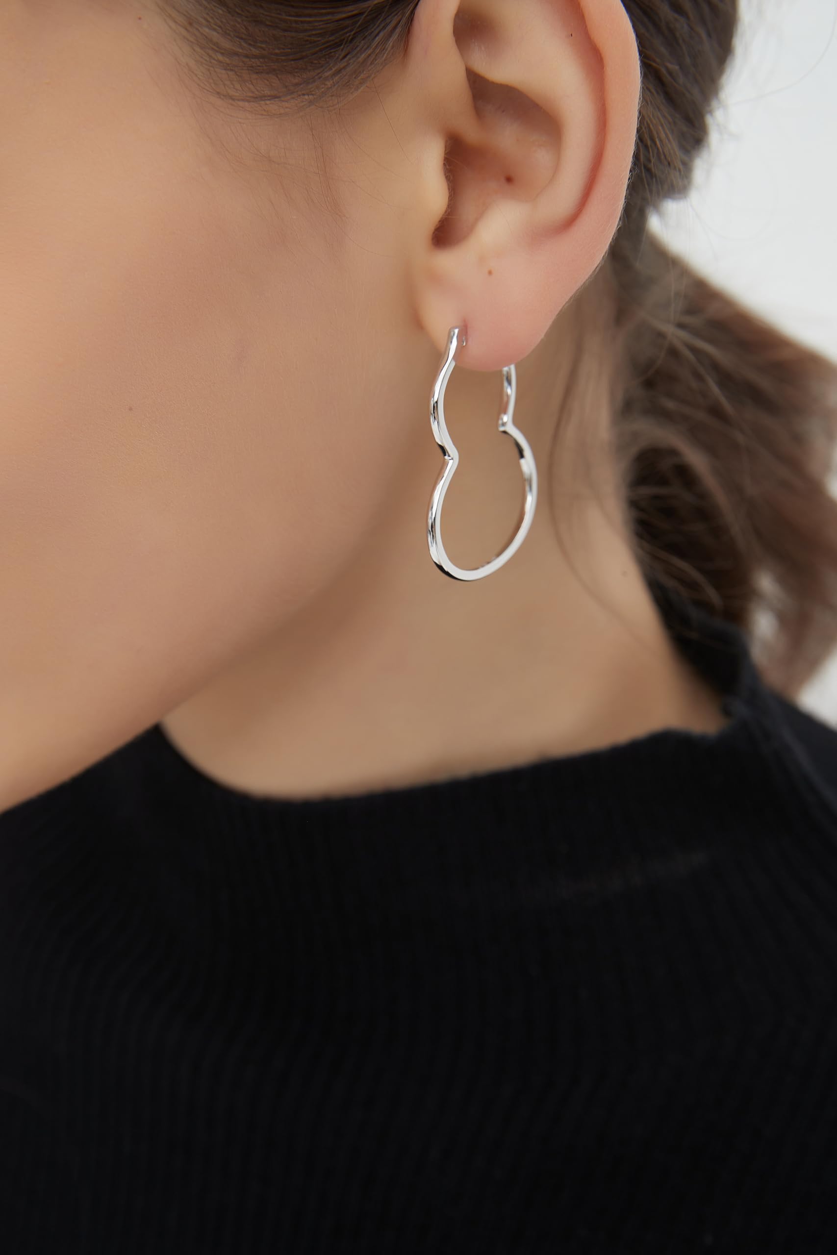 IELEGLOWS Rhodium Plated Sterling Silver Thin Hoops | Wulu/Gourd/Calabash/Cucurbit Shape Lightweight Big Hoop Earrings for Women