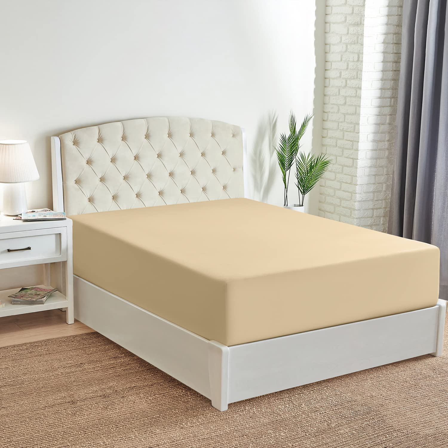 Mellanni Extra Deep Pocket King Fitted Sheet - Iconic Collection Bedding Sheets with up to 21 inch Deep Pocket - Soft & Cooling - Fade & Stain Resistant - 1 PC (King, Beige)