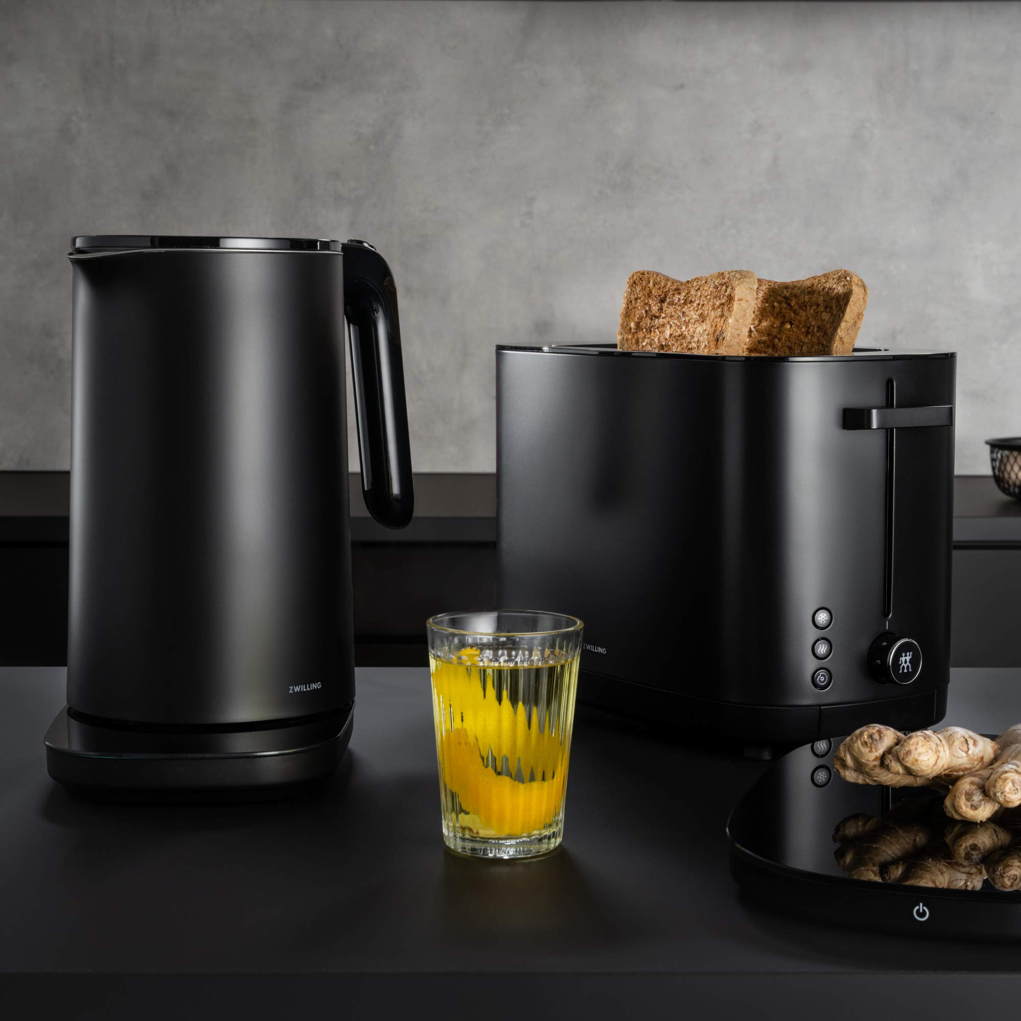 ZWILLING Enfinigy, 2-Slice Toaster, Extra Wide 1.5" Slots for Bagels and Toast, Black