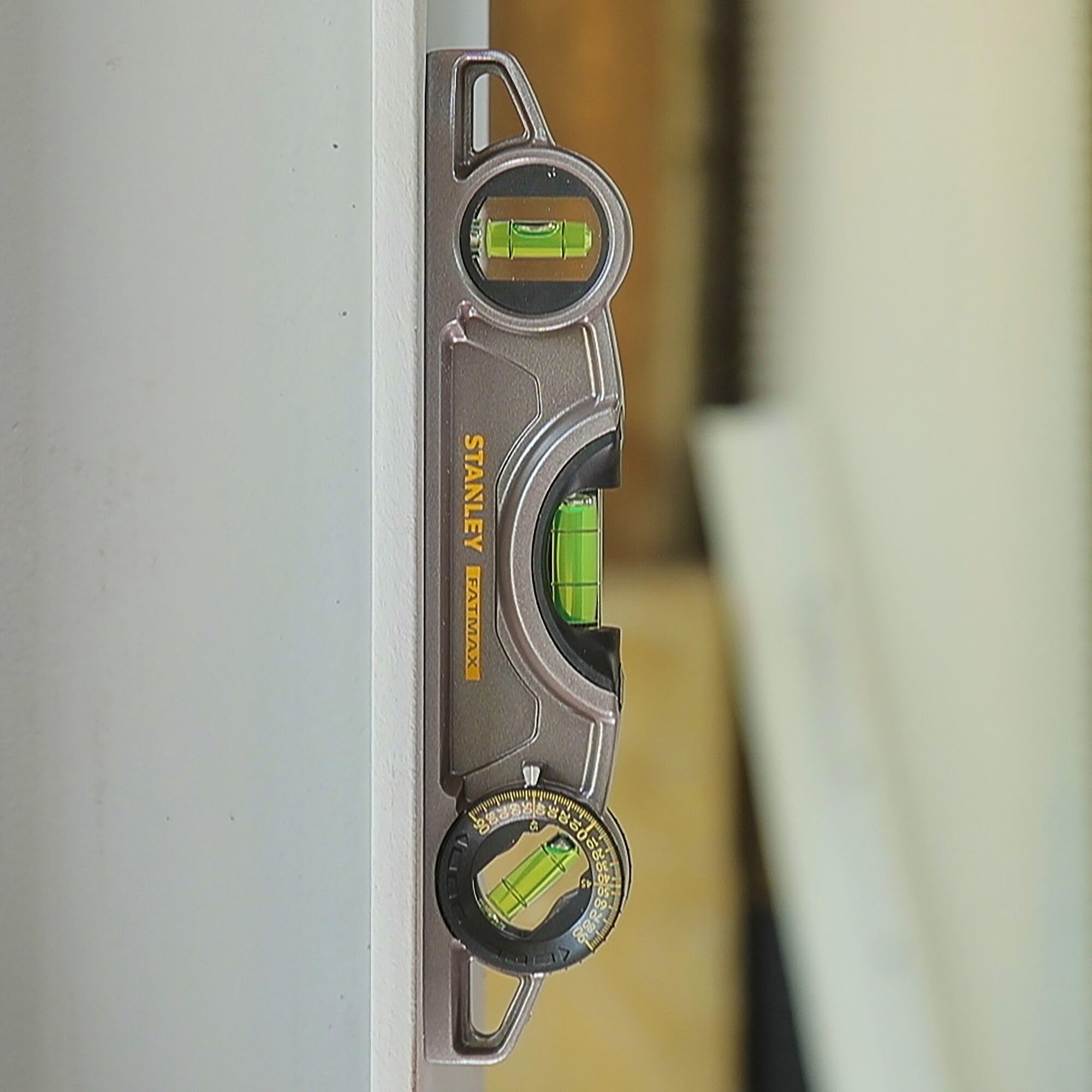 Stanley 0-43-609 Spirit level "Torpedo Pro" of aluminum, Black