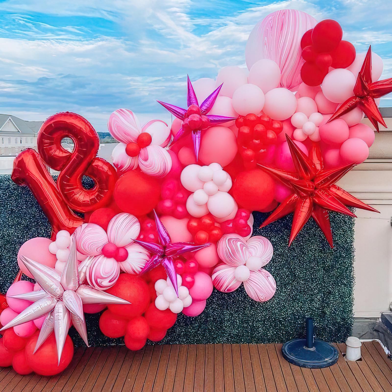 PartyWoo Metallic Red Star Balloons 110pcs Different Sizes 18 12 10 5 Inch Pack 22 Inch Red Spike Star Explosion Foil Mylar Balloon Arch Kit for Birthday Engagement Party Decorations Pink-G104