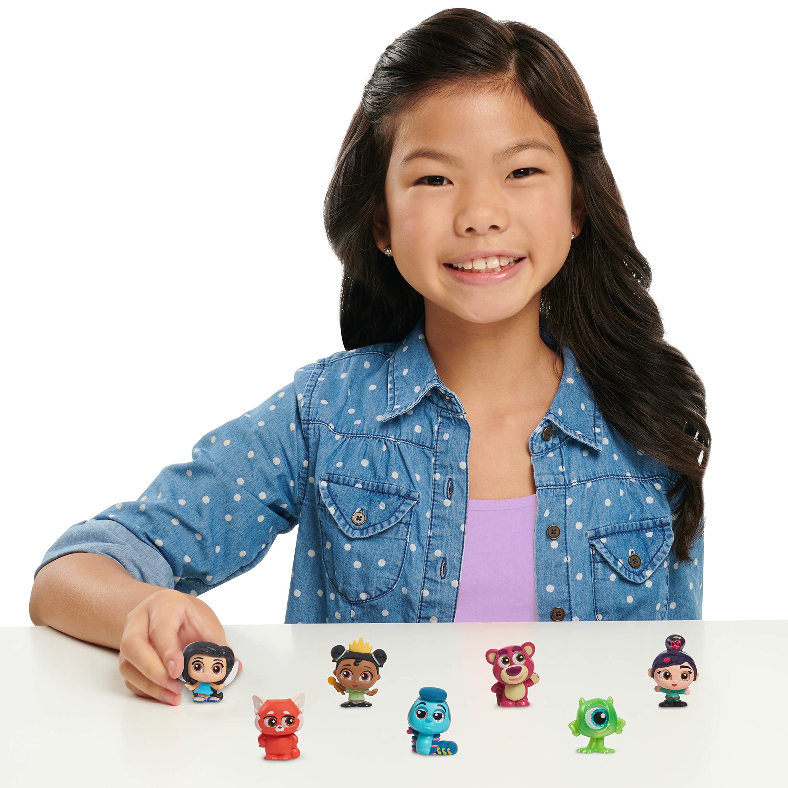 Disney Doorables Multi Peek, Easter Basket Stuffers, Series 8 Featuring Collectible Scented Figures, Styles May Vary, Officially Licensed Kids Toys for Ages 5 Up, Gifts and Presents by Just Play