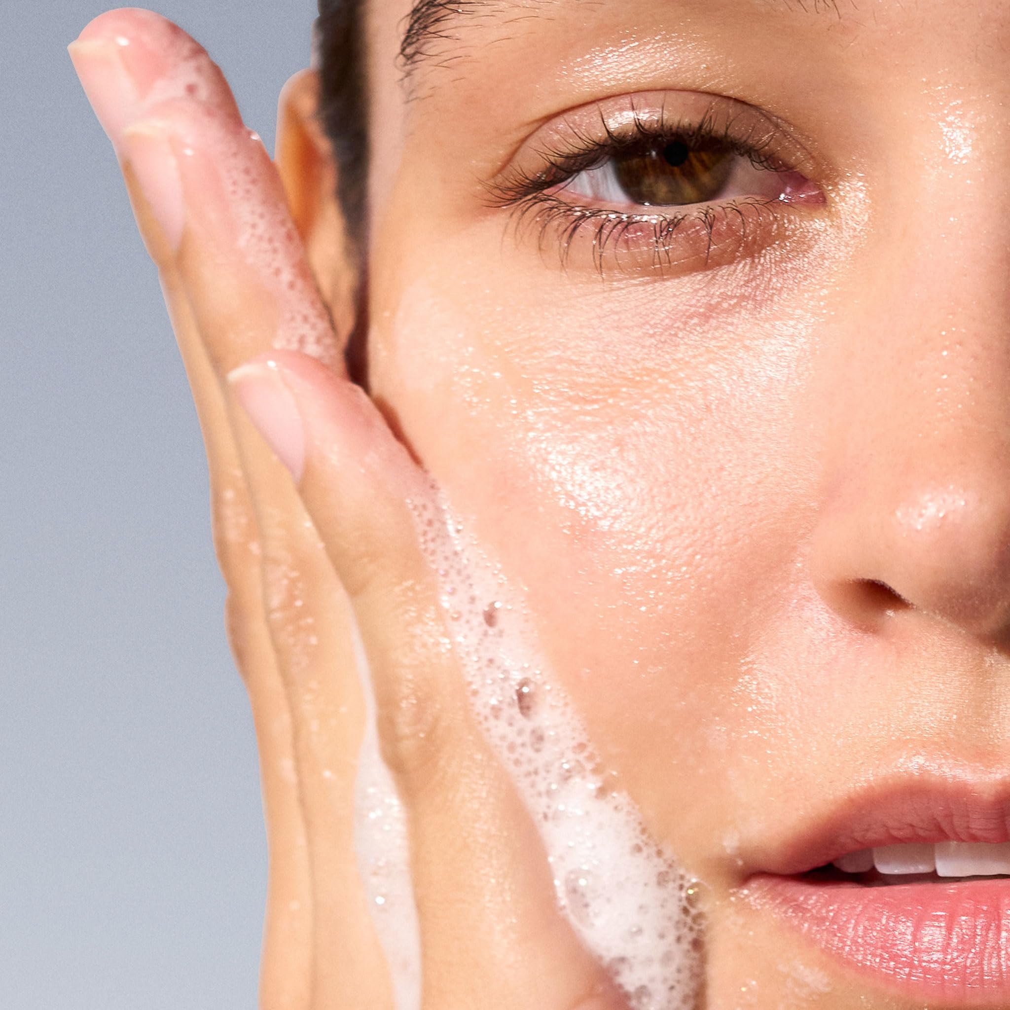 Dermalogica Special Cleansing Gel Gentle-Foaming Face Wash Gel for Women and Men - Leaves Skin Feeling Smooth And Clean, 8.4 Fl Oz