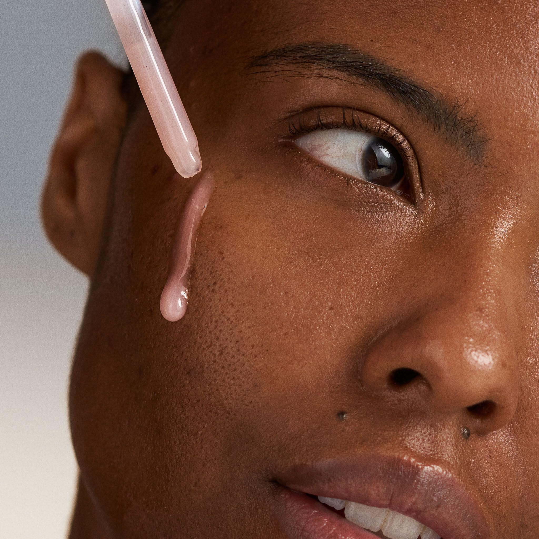 Dermalogica Liquid Peelfoliant with Glycolic Acid, Face Exfoliator Peel with AHA BHA PHA, Smooths Fine Lines and Wrinkles, Unclogs Pores, and Improve Skin Tone - 2 fl oz