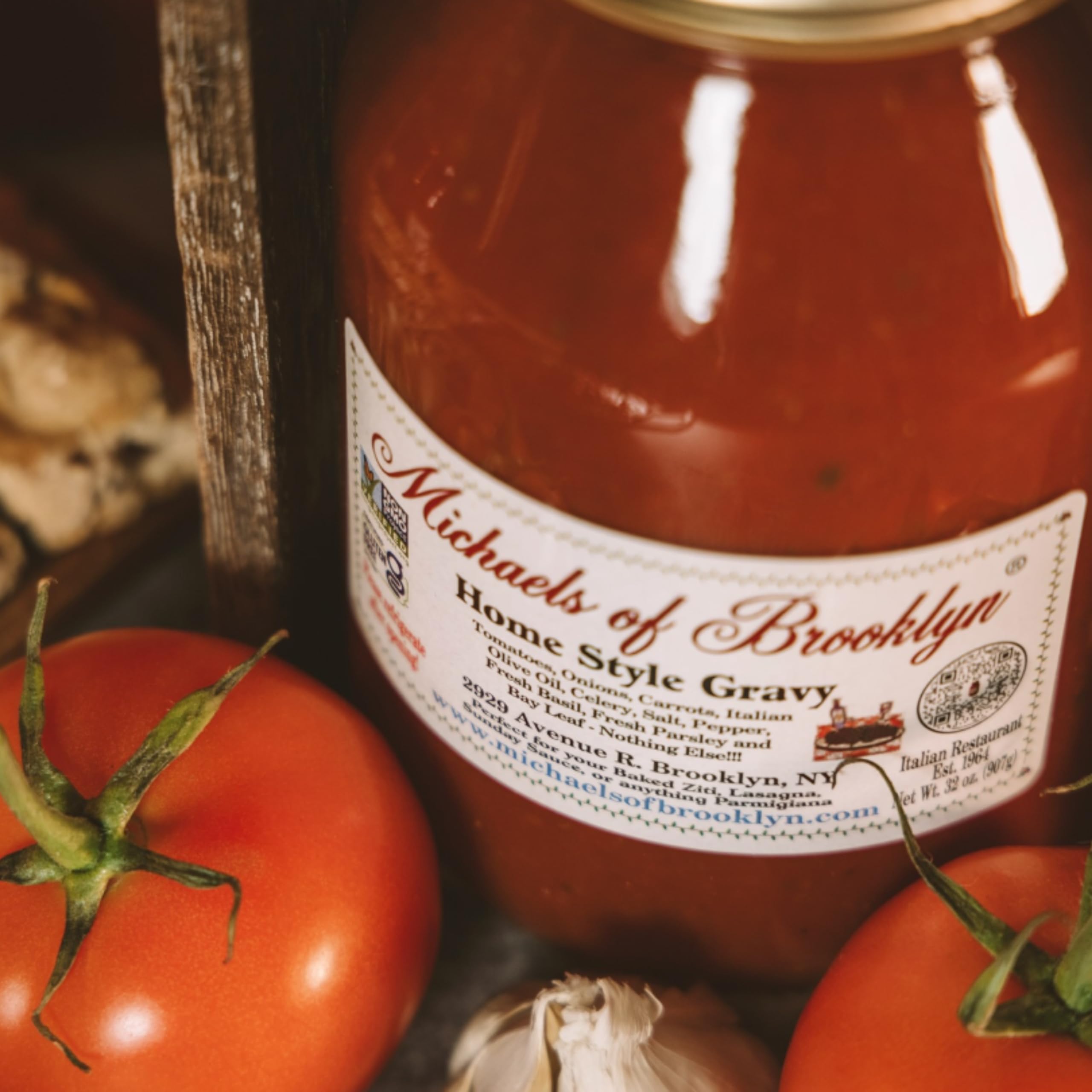 MICHAEL'S OF BROOKLYN Homestyle Gravy Tomato Sauce - Non-GMO, Gluten Free, Made with Fresh Tomatoes, Fresh Basil, Garlic Onions, Olive Oil & Fresh Parsley Pasta Sauce - 32 oz Jar