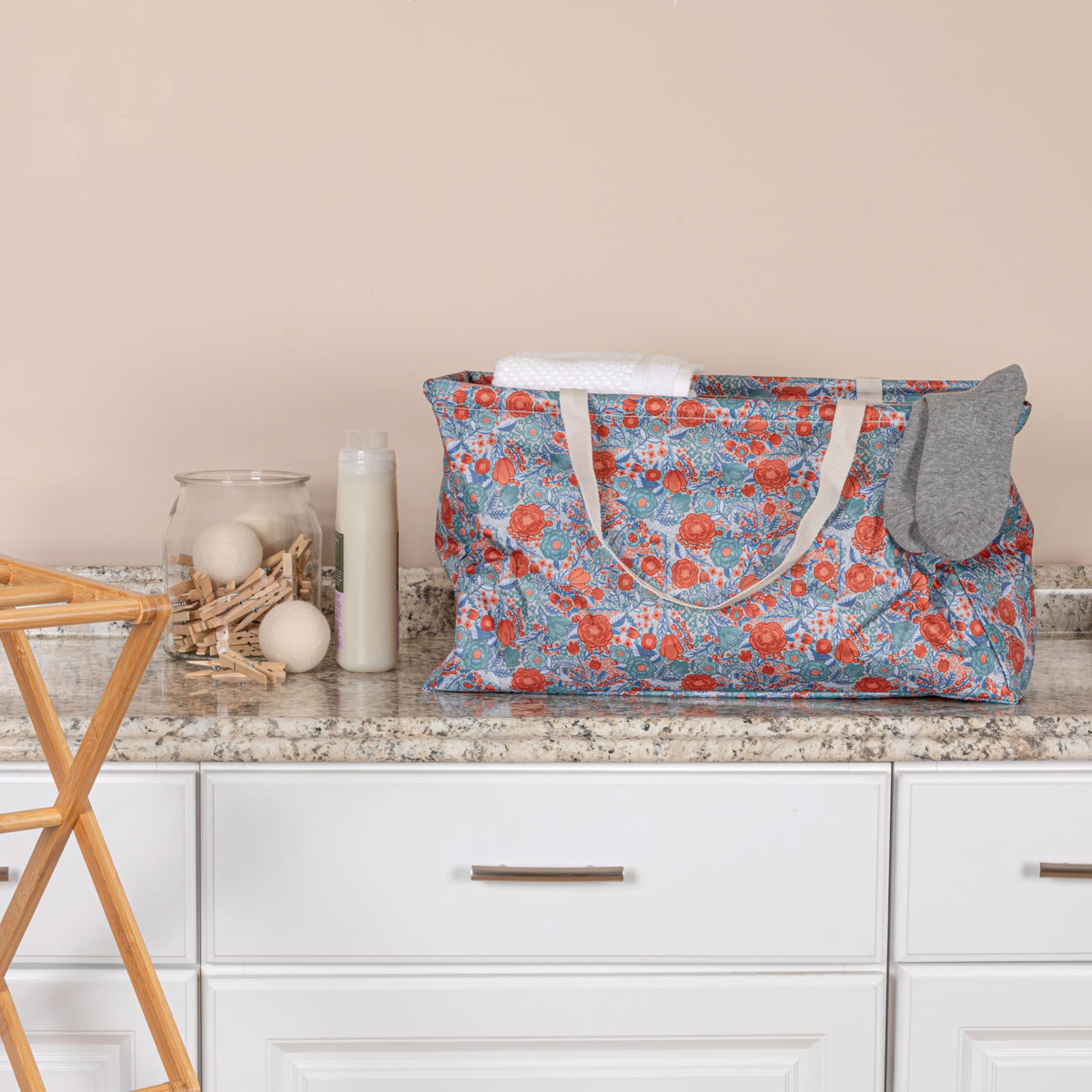 Household Essentials Classic, Flower