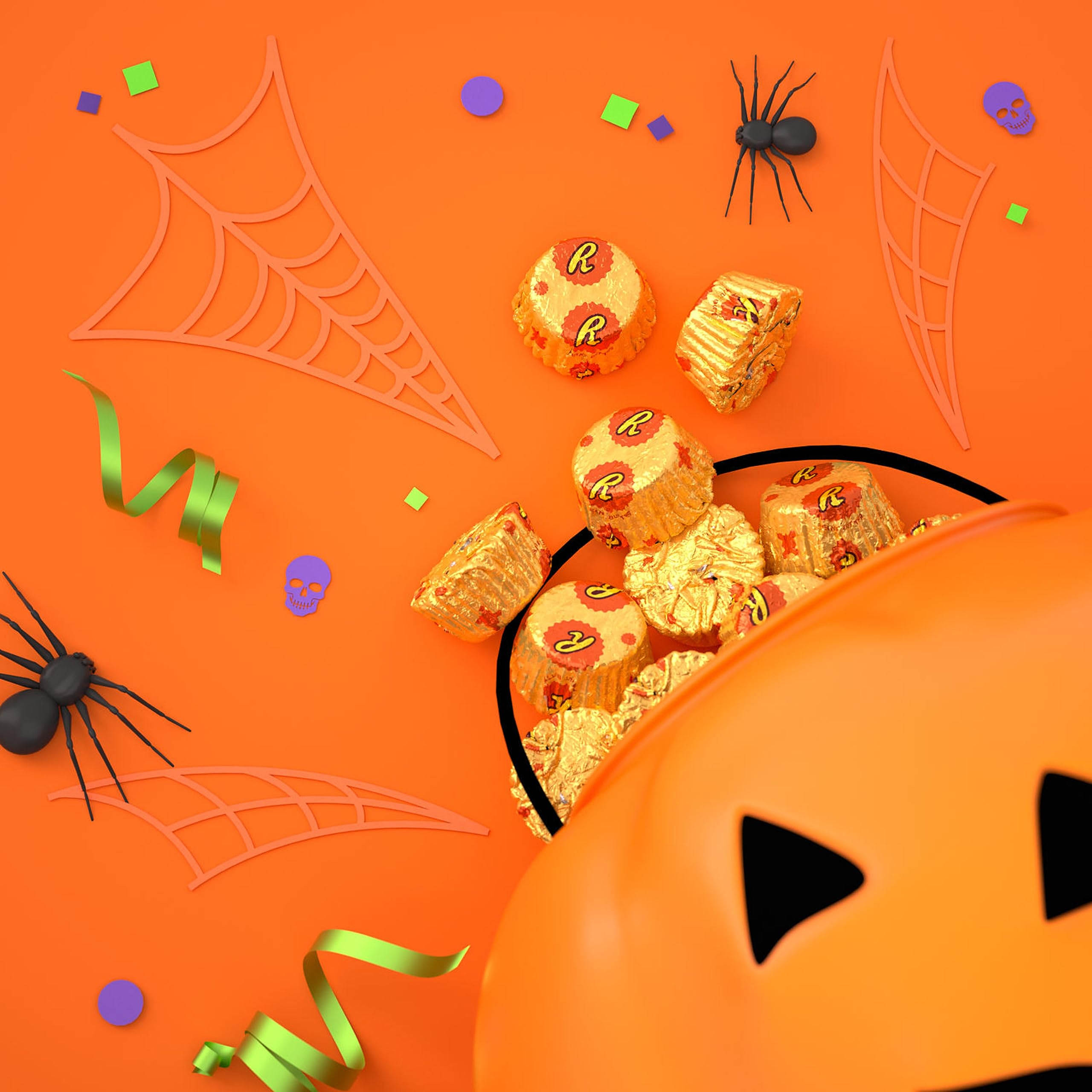 REESE'S Miniatures Milk Chocolate Peanut Butter Cups, Candy Party Pack, 35.6 oz