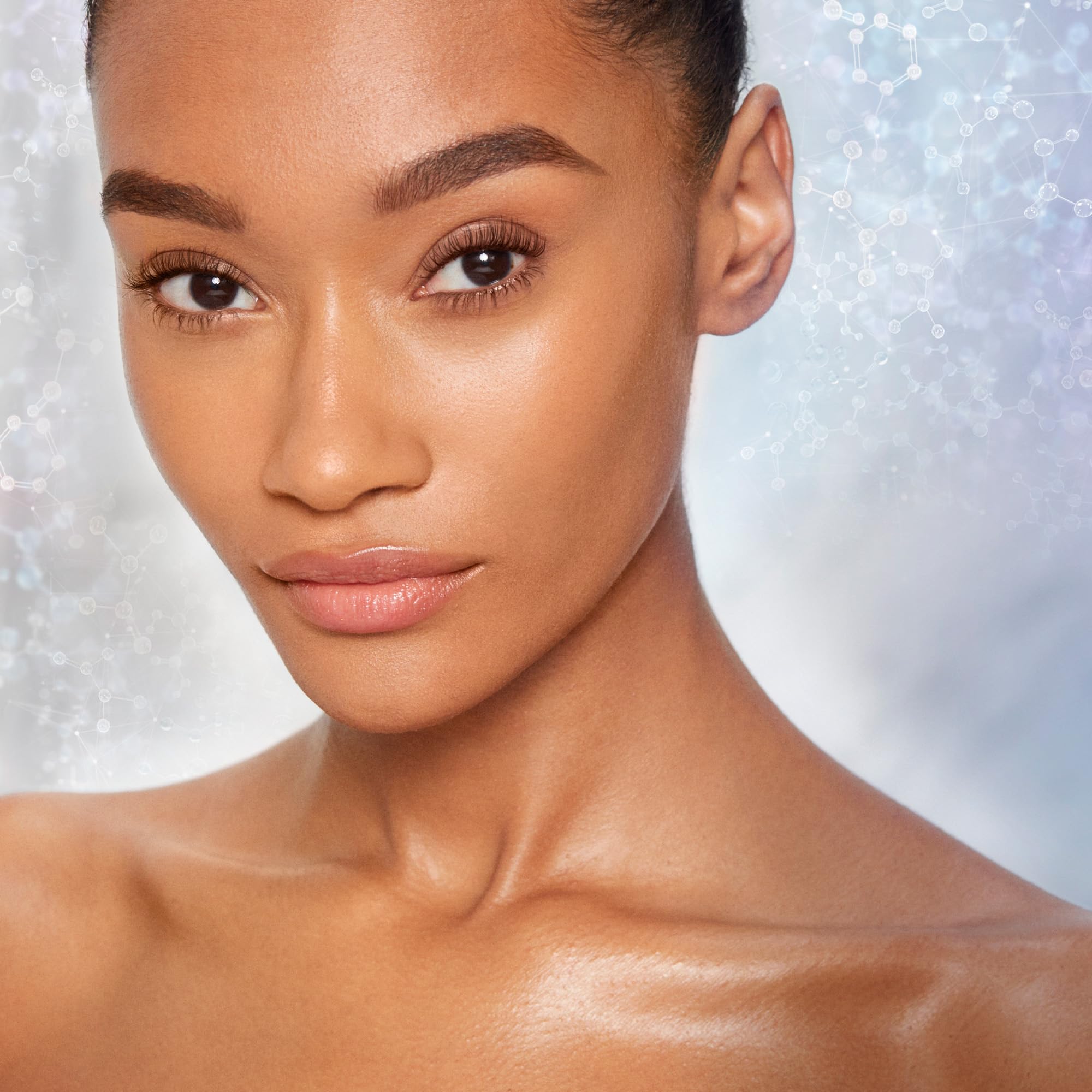 Charlotte Tilbury Invisible UV Flawless Makeup Primer - Broad Spectrum SPF 50 Sunscreen & Poreless Face Primer - Enriched with Hyaluronic Acid to Hydrate, Protect & Prime Skin (30ml)