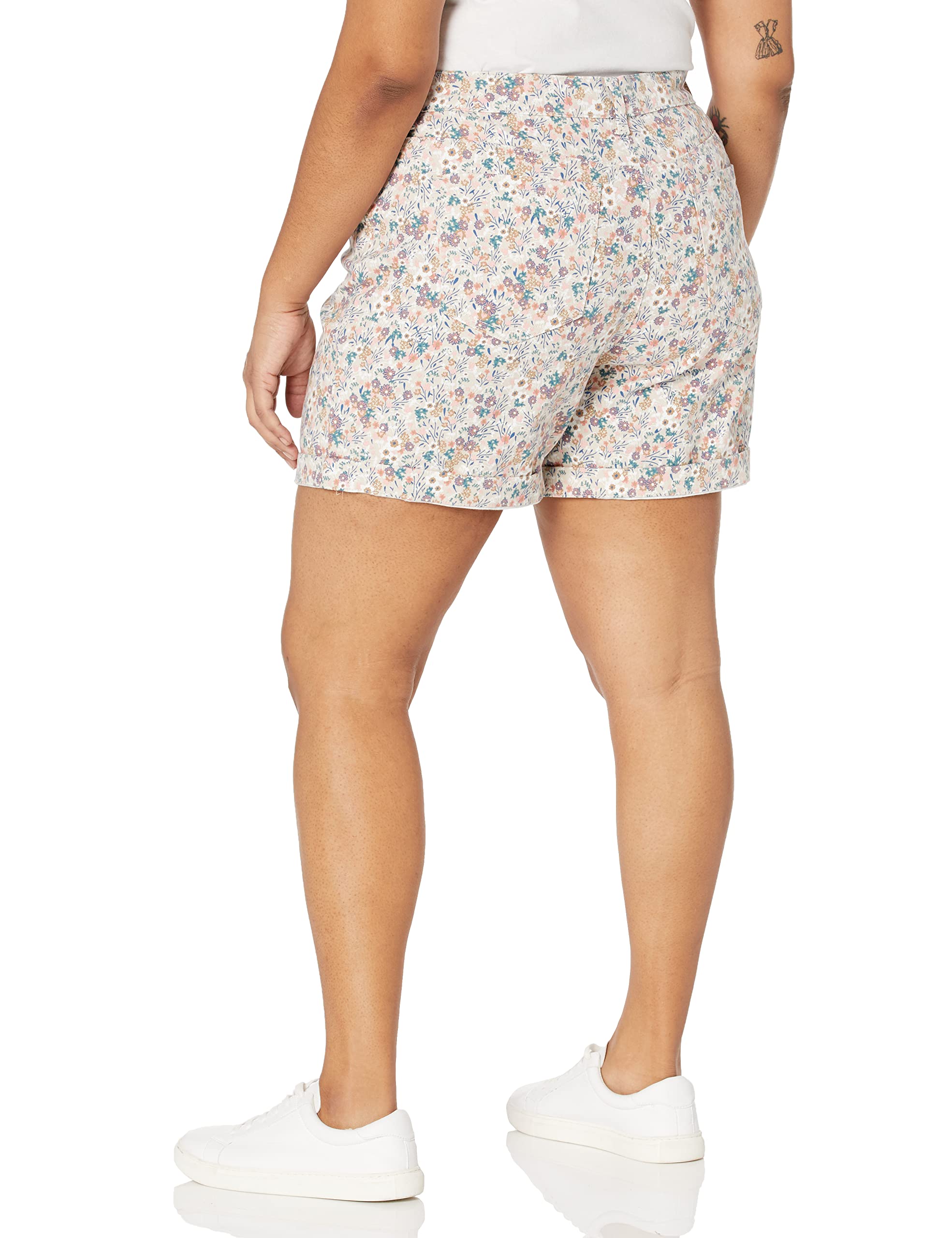 Gloria Vanderbilt Women's Amanda Basic Jean Short, STONEWOOD Wild Flowers, 10