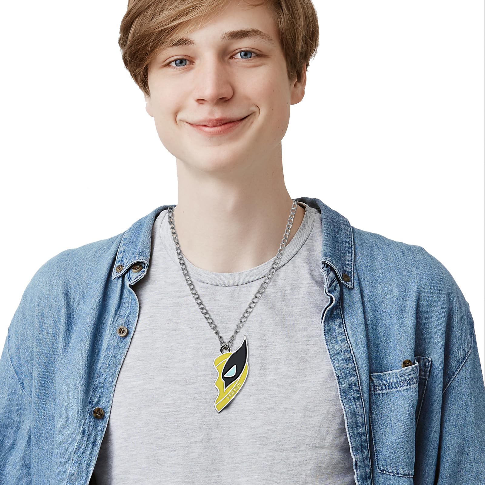 HLENOK Best Friends Half Heart Necklace Alloy Pendant Jewellery with Superhero Patterns Ornament Birthday Christmas Gifts 2PCS