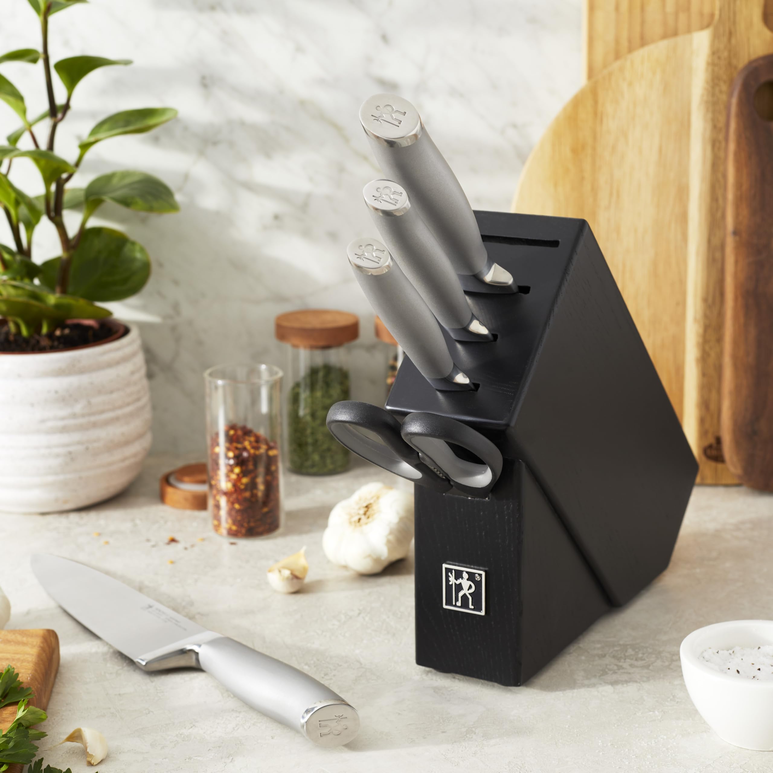 Henckels International Modernist 6-pc Knife Block Set | Paring Knife, Serrated Utility Knife, Utility Knife, Chef’s Knife & Kitchen Shears