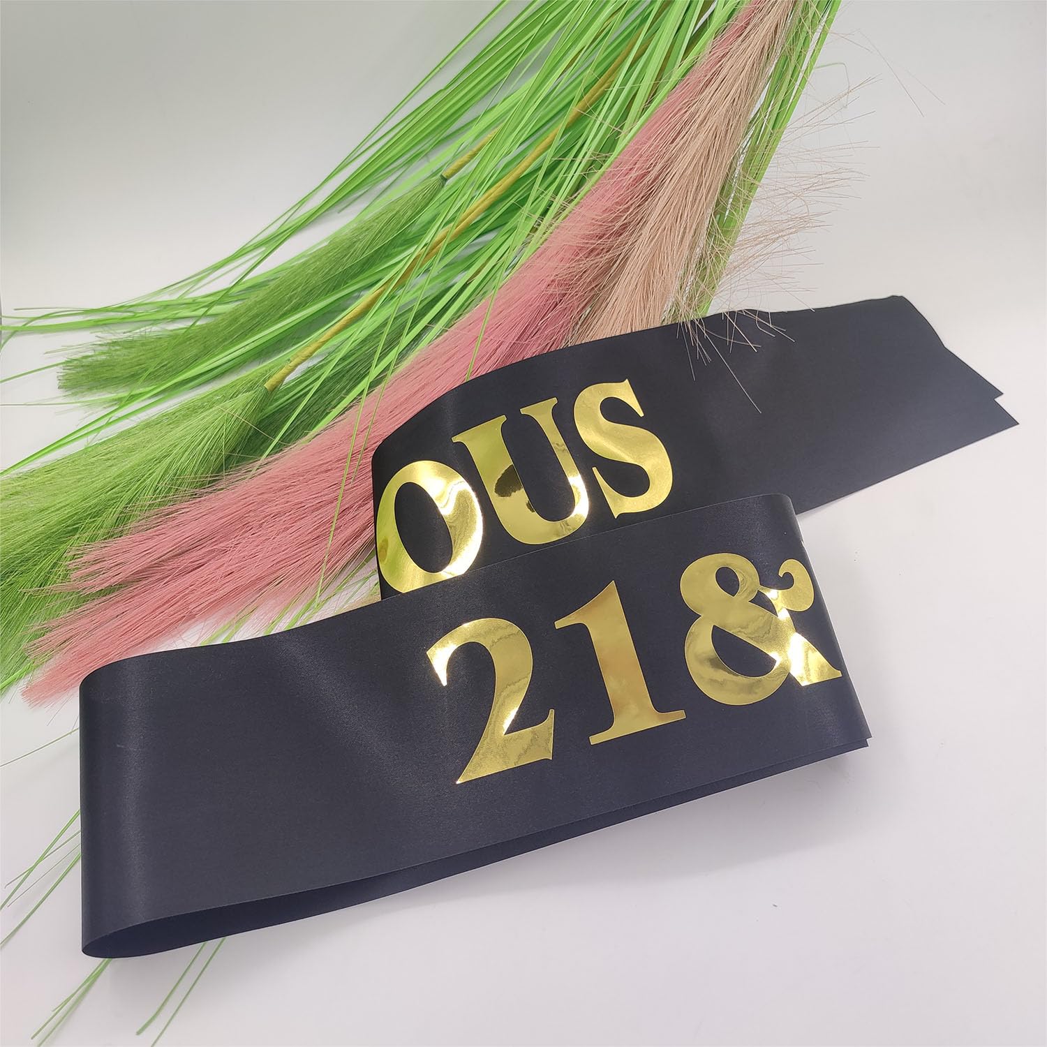 MGJSRNH Birthday Gift for Girl Boy,Fabulous 21st Birthday Satin Sash,Birthday Decorations Suppiies for Womens or Men(Black Gold)