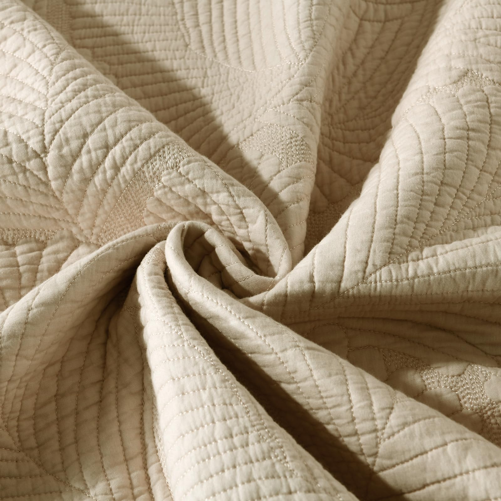 mixinni Khaki Tropical Palm Tree King Size Quilt Set Soft Cotton Bedspread Coverlet Bed Cover,3-Piece Quilt Set Quilted Bedding Lightweight Coverlet Set -King Size