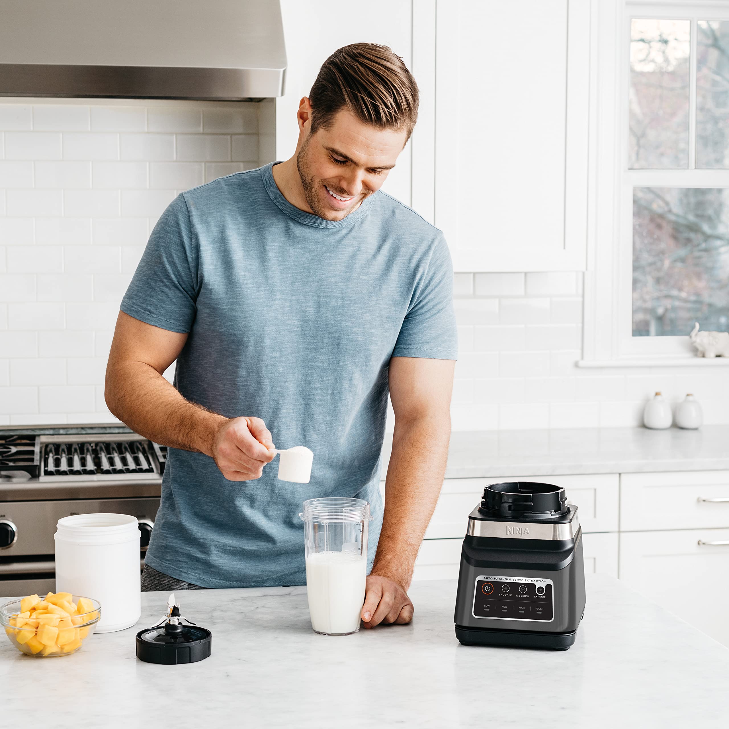 Ninja DB751A Pro Plus DUO Blender, 1400W, Auto-IQ, 3 Modes: Smoothies, Frozen Drinks, 72oz Pitcher, 2x24oz Cups, Pro Blades, Black/Stainless