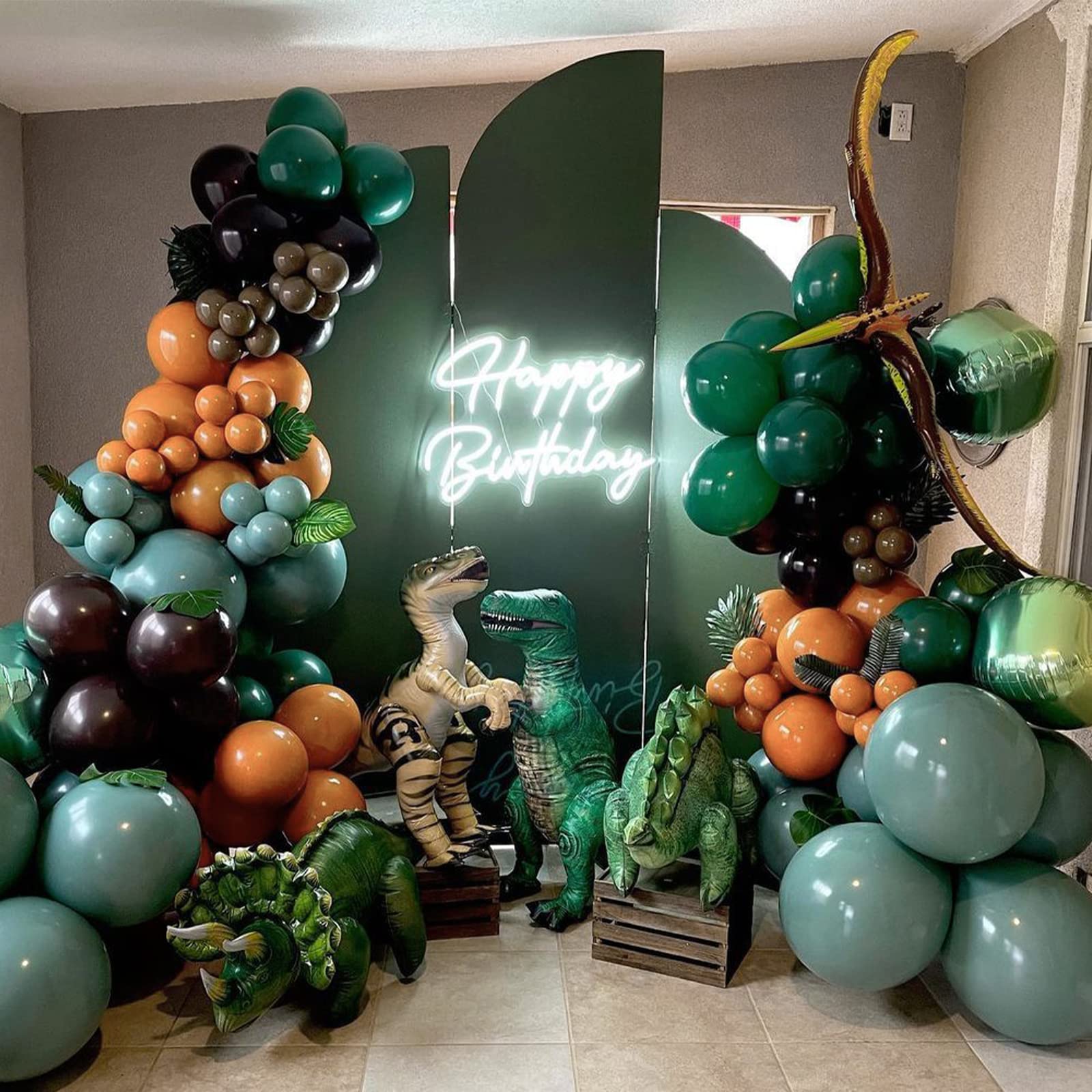 PartyWoo 140 pcs Green Balloon Garland Kit, Pack of Green, Sage Olive Caramel, Nude, Metallic Gold & Dark Balloons for Birthday Decorations, Baby Shower Wedding Decorations