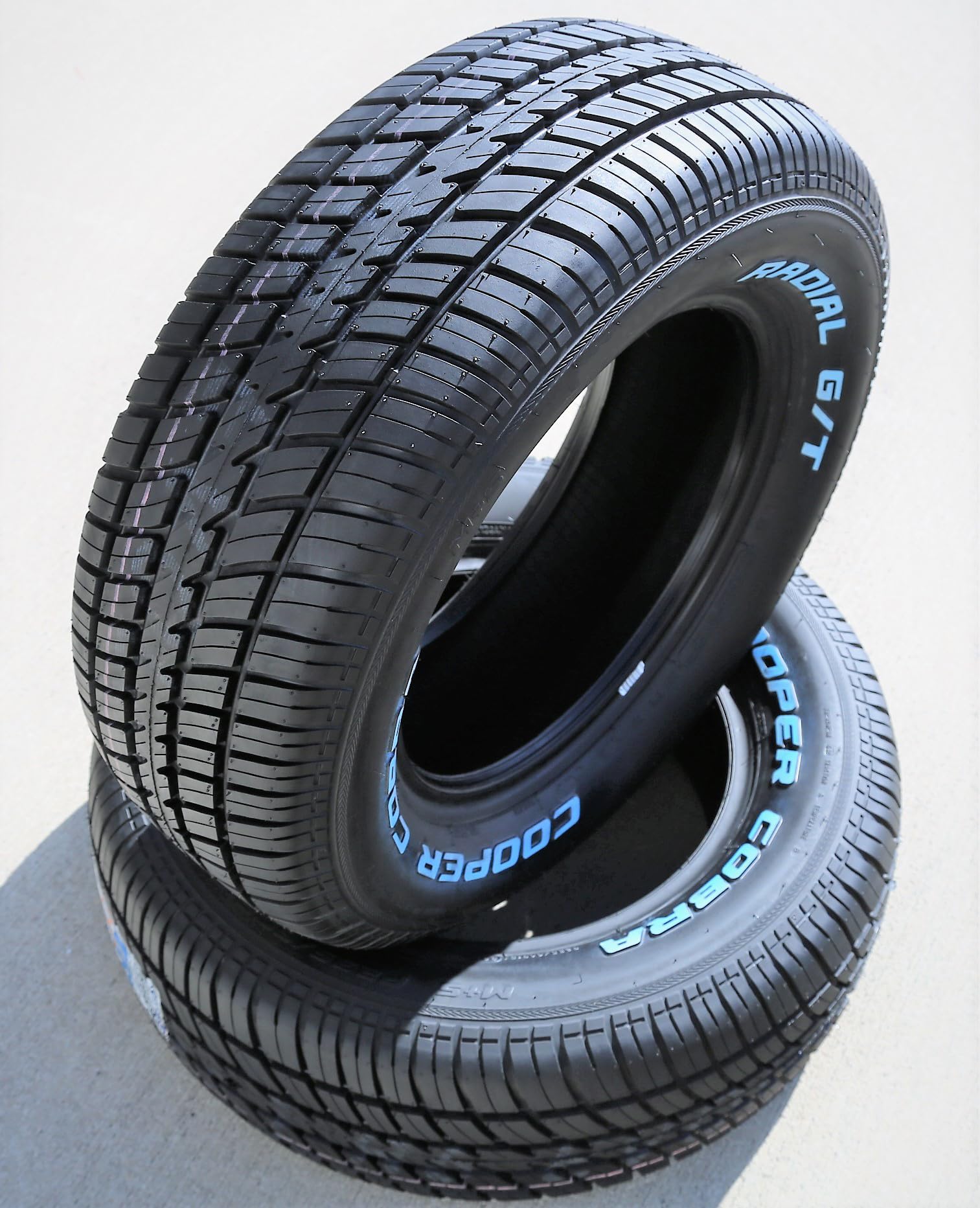 P225/70R15 100T SL RWL Cooper Cobra G/T