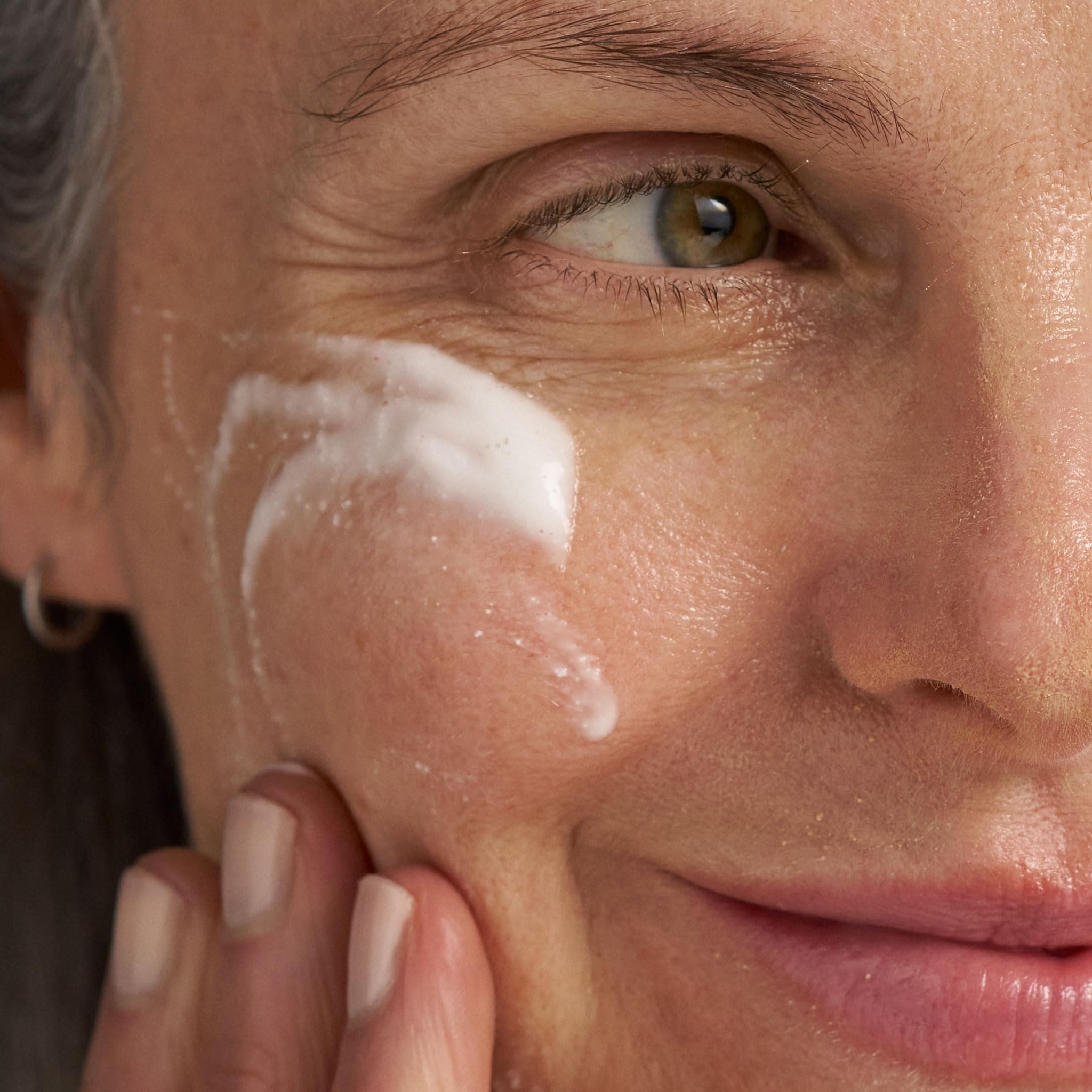 Dermalogica Skin Resurfacing Cleanser, Dual-Action Anti-Aging Exfoliating Face Wash and Cleanser - Smoothes Skin with Lactic Acid, 5.1 Fl Oz