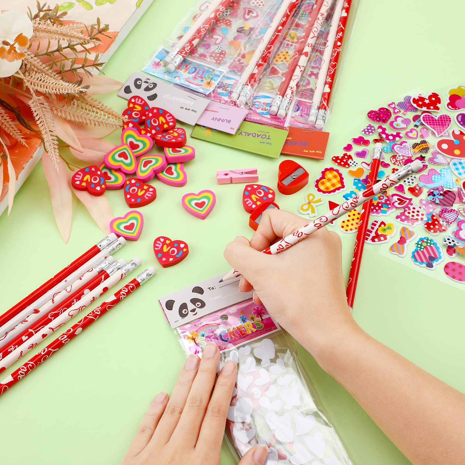 BILLMOSS Valentines Day Gifts for Kids - 28 Packs Assorted Valentines Stationery Set with Valentines Cards for Kids School Gift Exchange Classroom School Gift Exchange Prize Rewards Party Favors