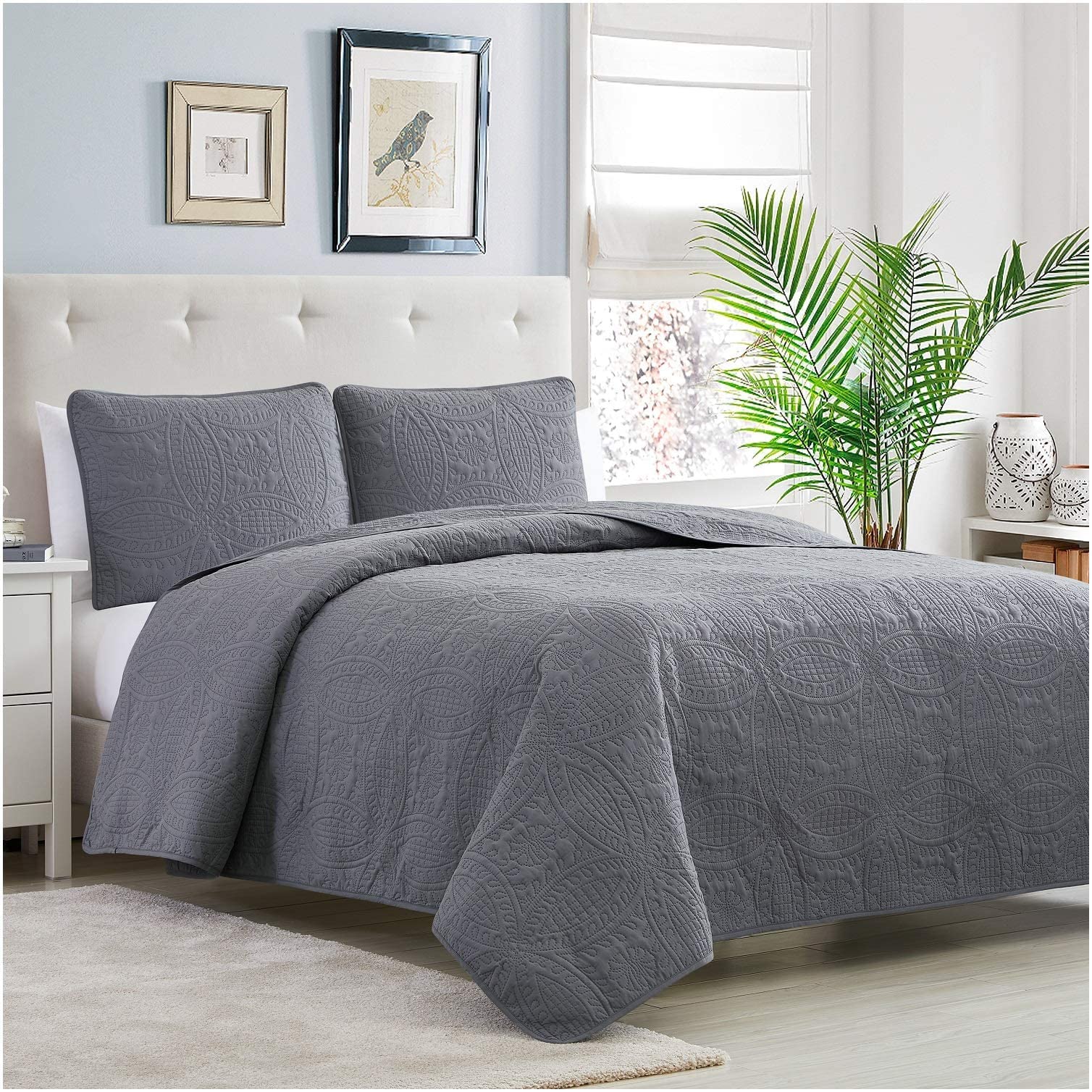 Mellanni Bedspread Coverlet Set + Silk Pillowcase Bundle&Save - Bundle Includes: 3 Piece Quilt Set and 1 Mulberry Silk Pillowcase (King, Gray & Dark Gray)