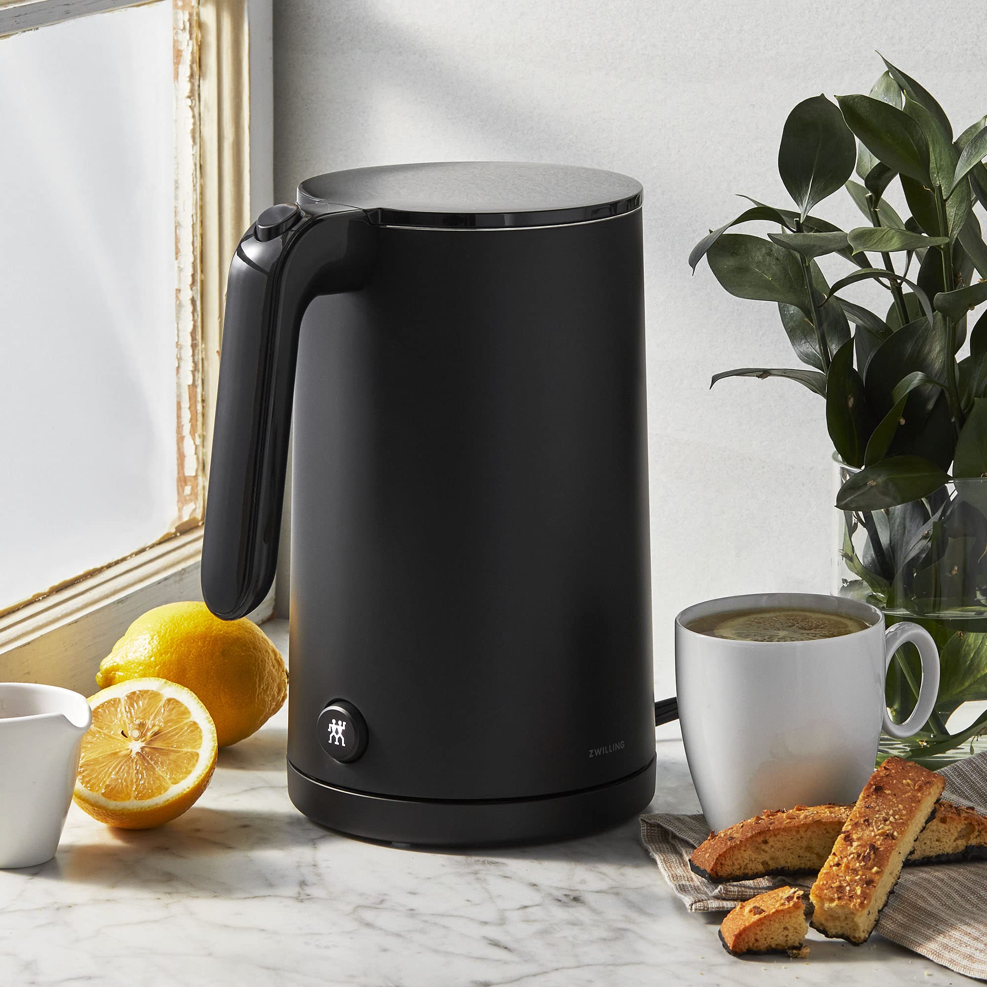 ZWILLING Enfinigy Cool Touch 1-Liter Electric Kettle, Cordless Tea Kettle & Hot Water - Black