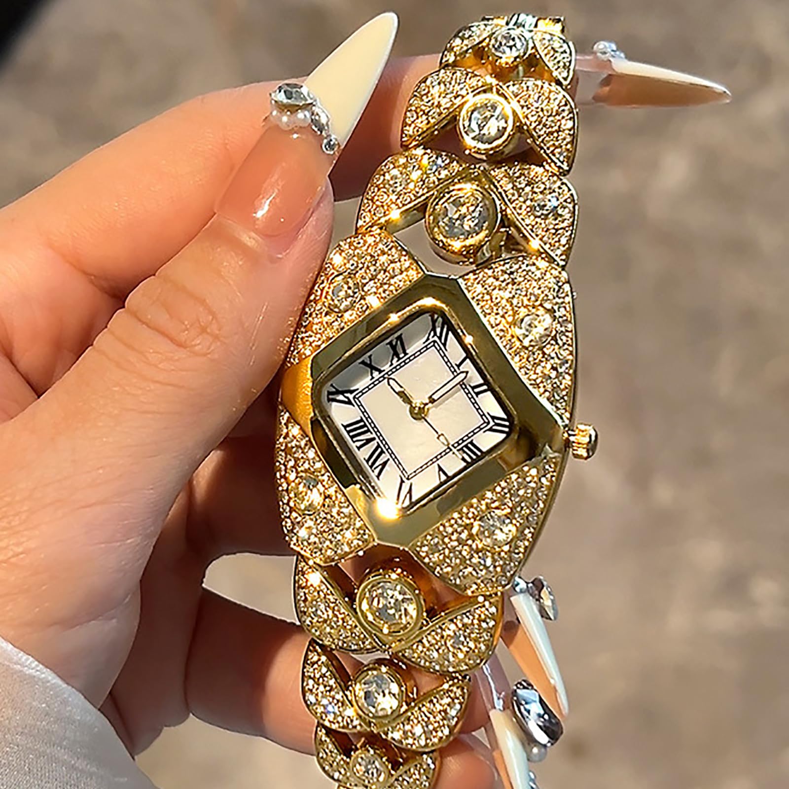 BESTKANG Elegant Women's Luxury Watch Rhombic Square Rhinestone Bracelet Roman Numerals Dial Quartz Watch Ladies Dress Analog Wrist Watches for Women (Gold White)