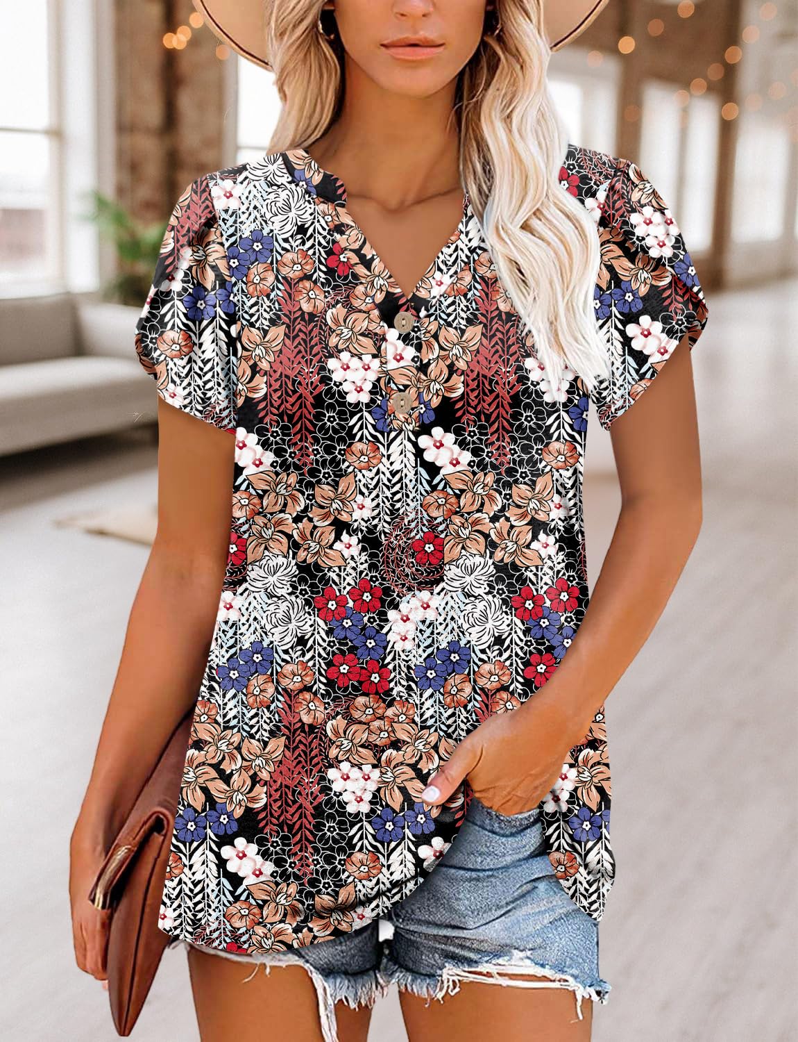 BETTE BOUTIK Tunic Tops Womens Summer Plus Size Casual Shirts Short Sleeve Trendy Loose Flowy Dressy Blouses V Neck Floral Cute T-Shirts Black Floral 1X