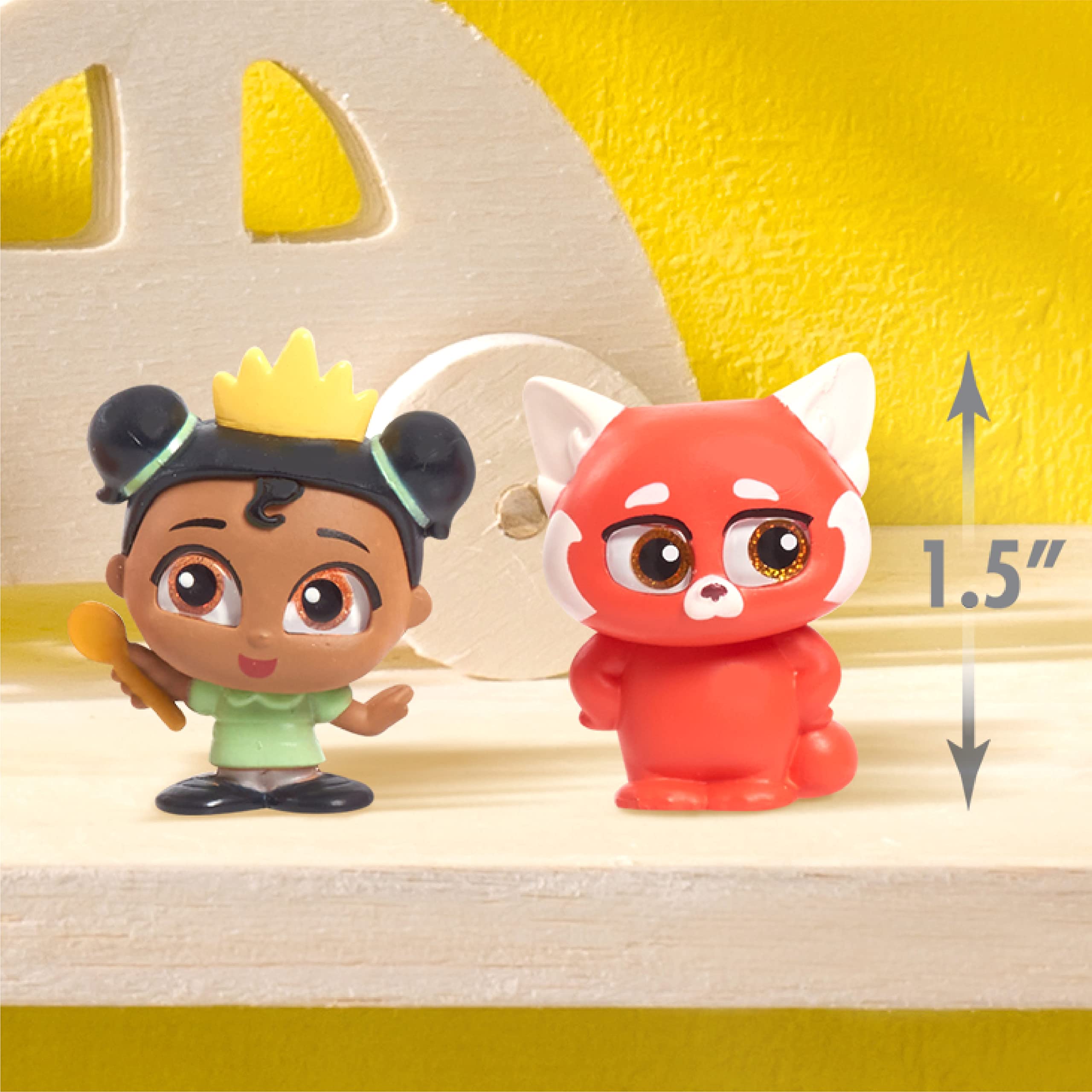 Disney Doorables Multi Peek, Easter Basket Stuffers, Series 8 Featuring Collectible Scented Figures, Styles May Vary, Officially Licensed Kids Toys for Ages 5 Up, Gifts and Presents by Just Play