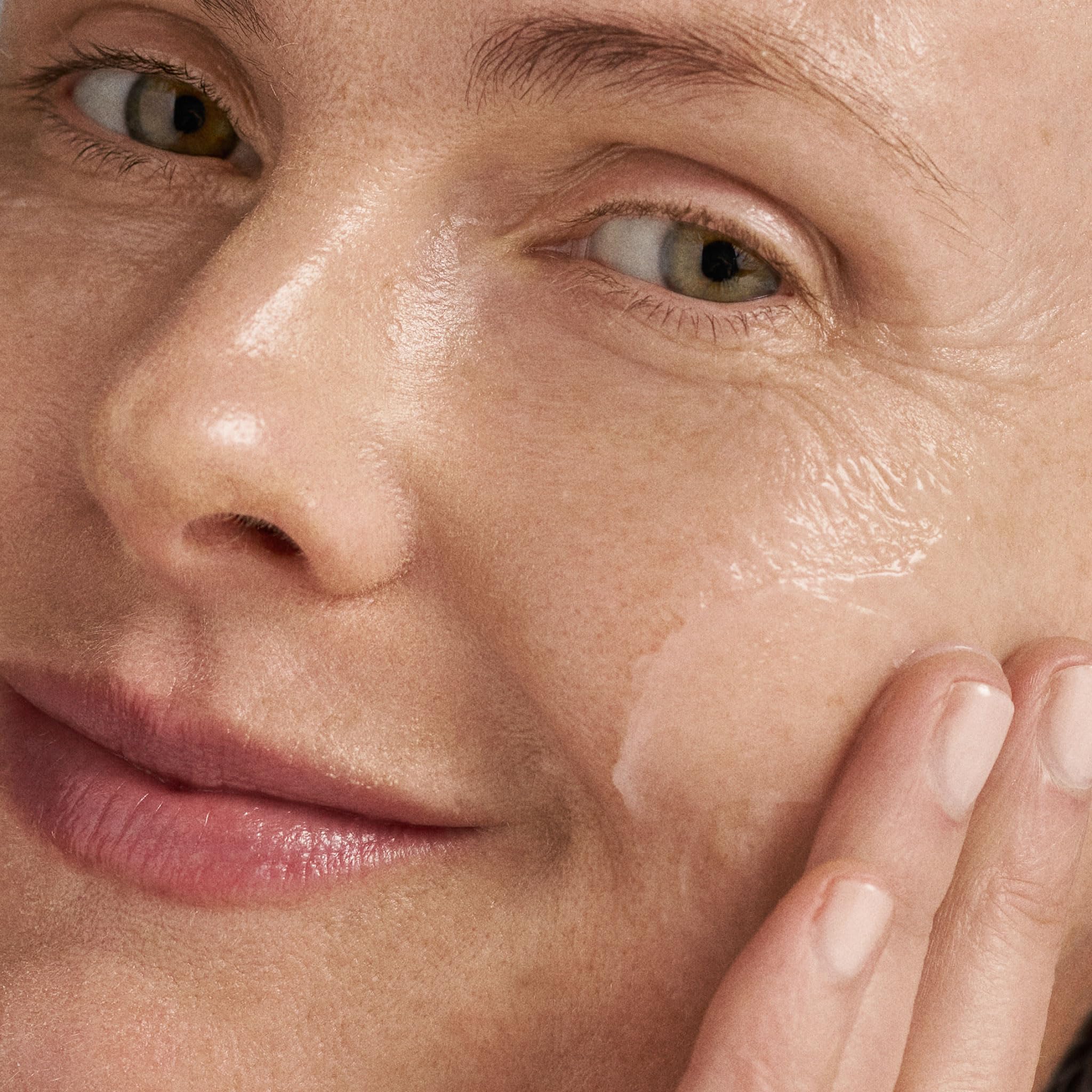 Dermalogica Ultracalming Cleanser, Gentle Face Wash for Sensitive Skin - Calms and Cools Redness and Discomfort, PH balanced, Non- Foaming, Gel Cream Type, 8.4 Fl Oz