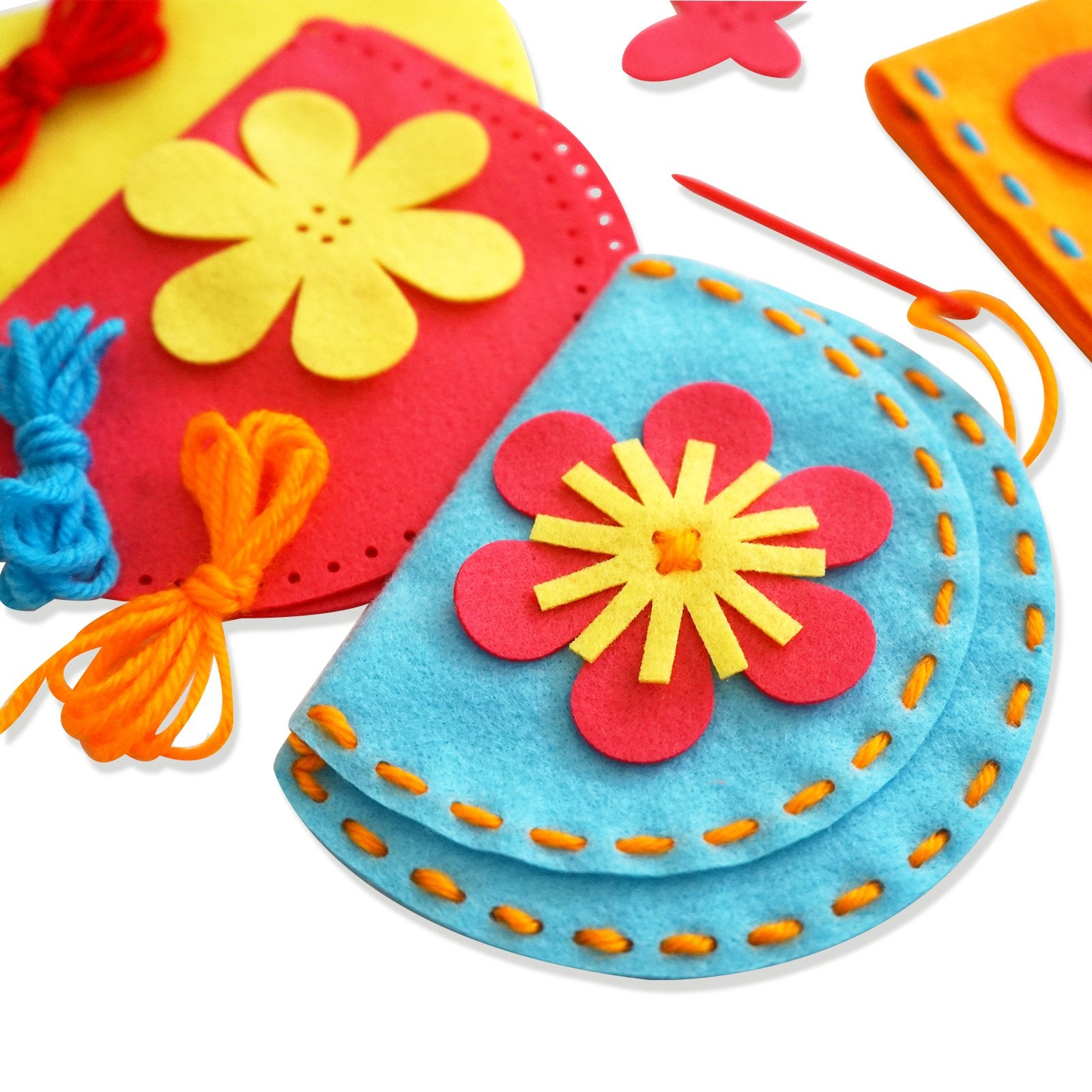 Serabeena Sew Your Own Purses - Sewing Kit for Kids Ages 4-8 Plus - Felt Crafts - Helps Develop Fine Motor Skills - DIY Kit With 6 Purses & Accessories