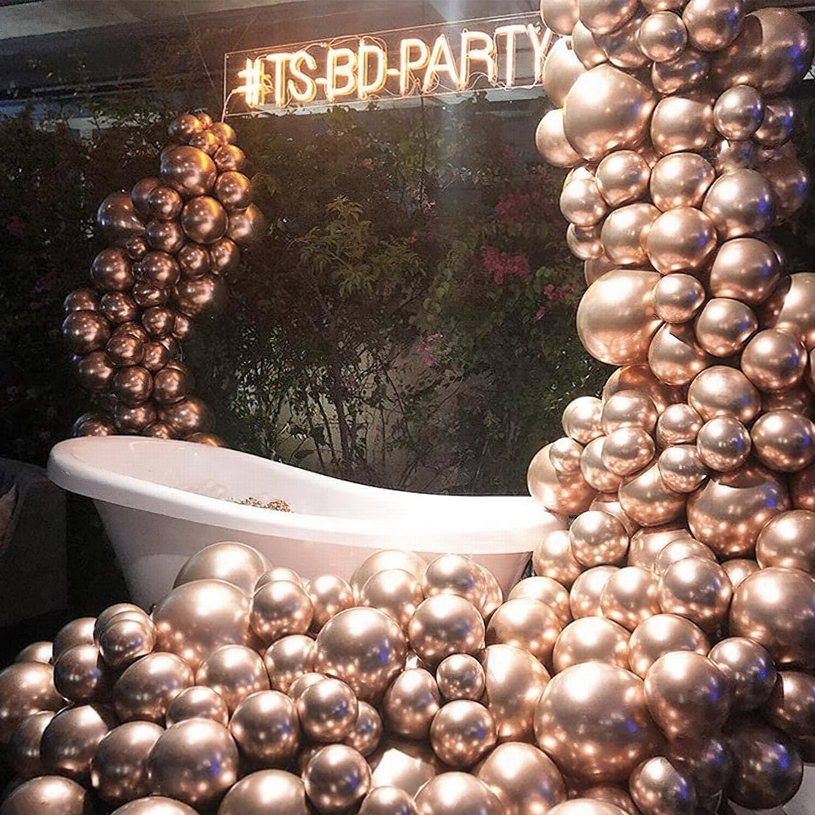 PartyWoo Metallic Champagne Gold Balloons, 130 pcs Champagne Gold Balloons Different Sizes Pack of 18 Inch 12 Inch 10 Inch 5 Inch for Balloon Garland or Arch as Birthday Decorations, Party Decorations