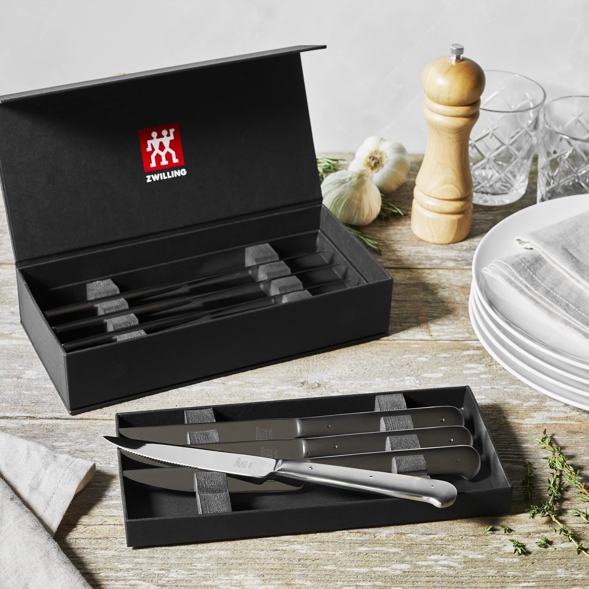 ZWILLING Porterhouse Razor-Sharp Steak Knife Set of 8 with Black Presentation Case, Gift Set